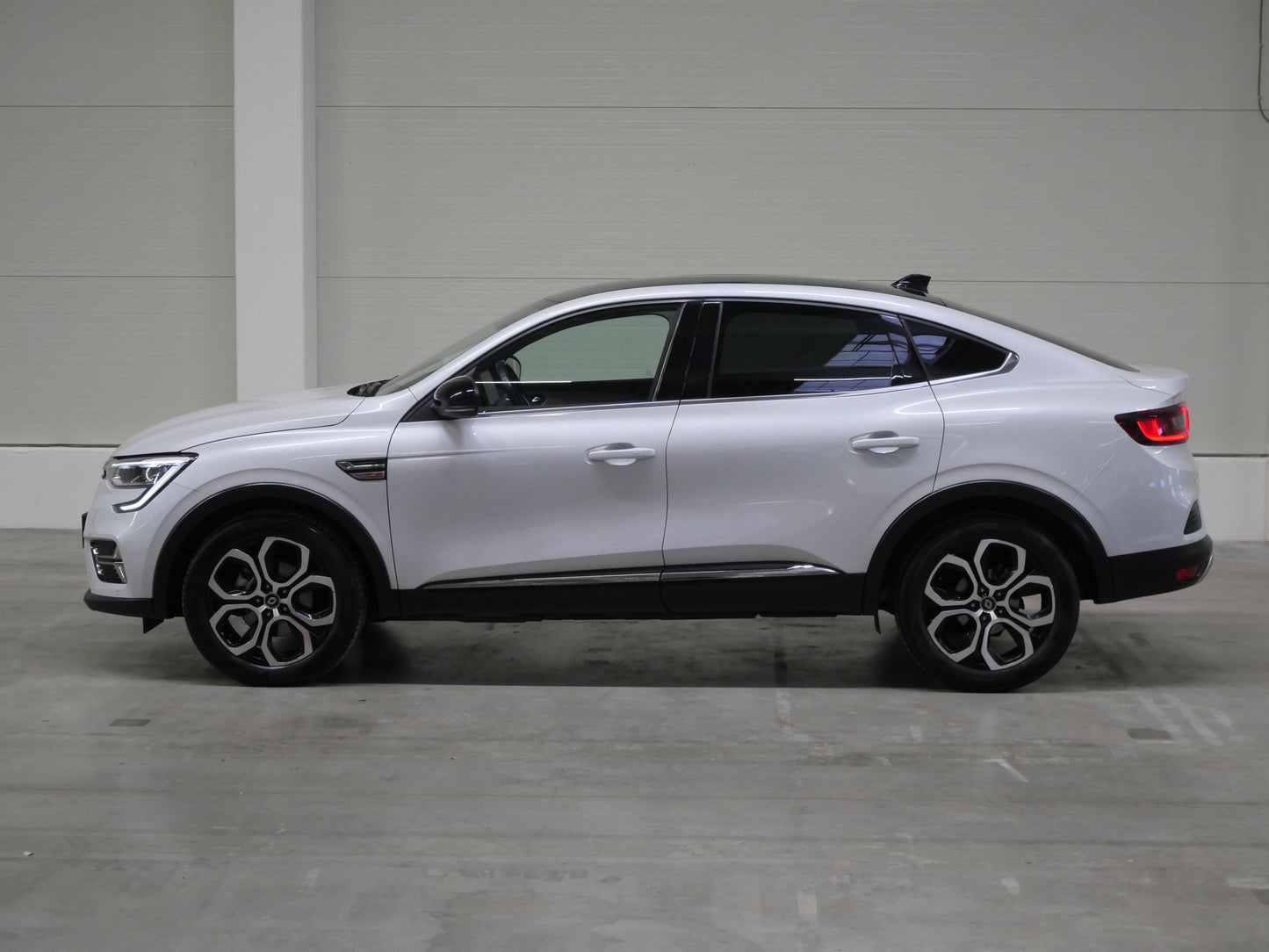 Renault Arkana 1.6 E-TECH Hybrid Intens 69 kW