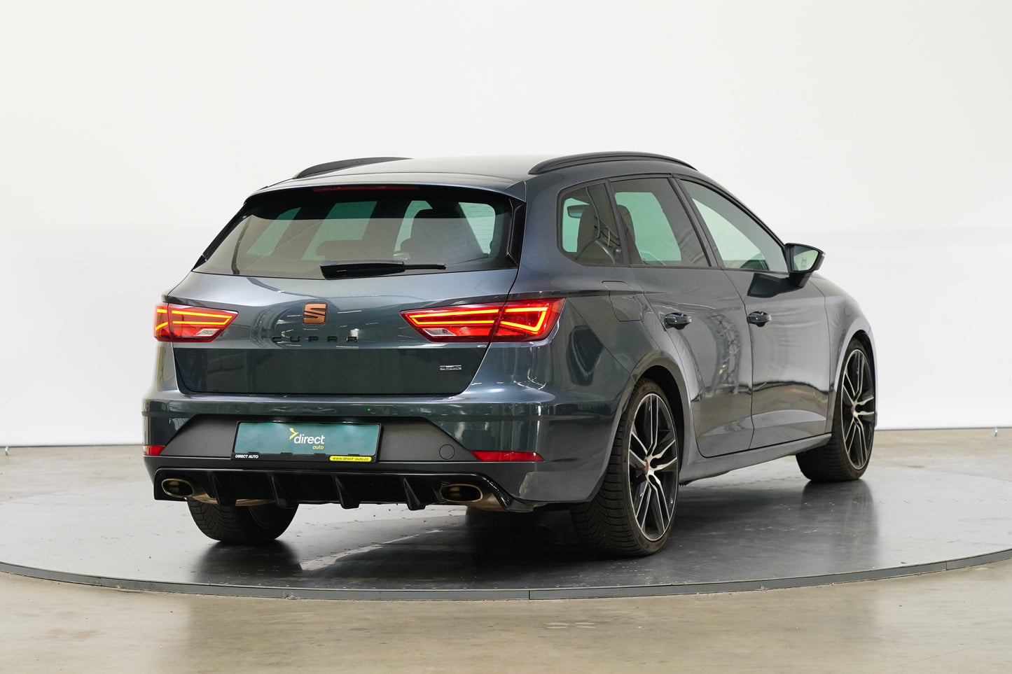 Seat Leon 2.0 TSI 221 kW 4Drive Cupra