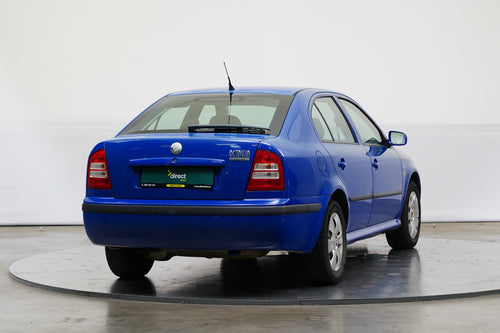 Škoda Octavia 1.6 MPI 75 kW Tour – foto 2