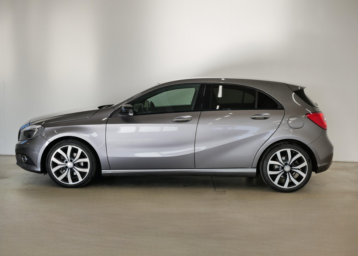 Mercedes-Benz A-Class 1.6 BlueEfficienty 90 kW