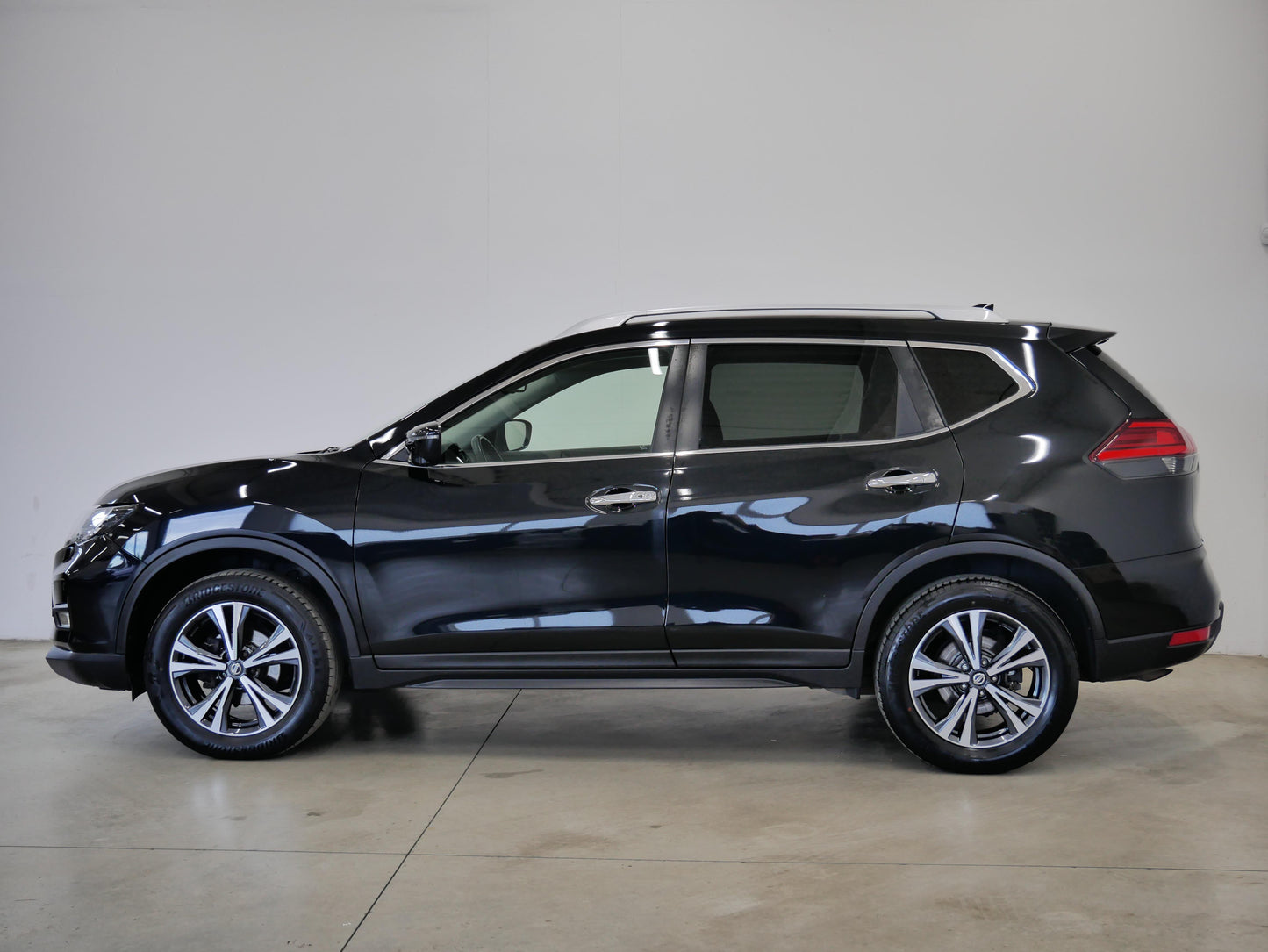 Nissan X-Trail 1.6 DIG-T 120 kW N-Connecta