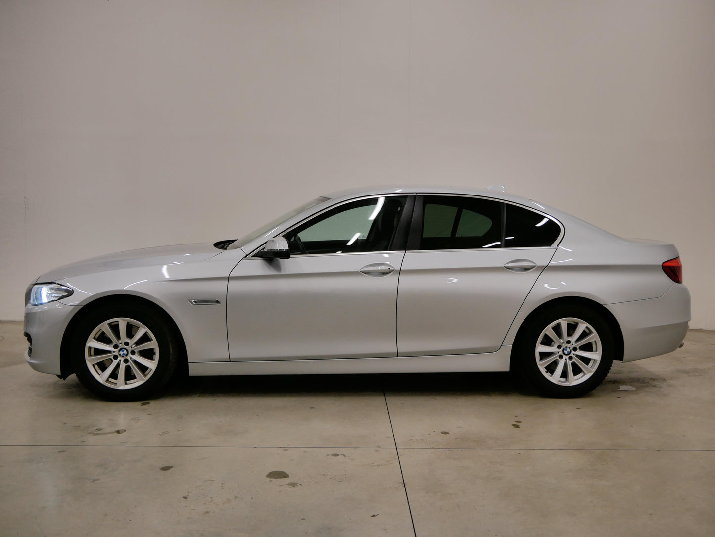 BMW Řada 5 525d 160 kW xDrive