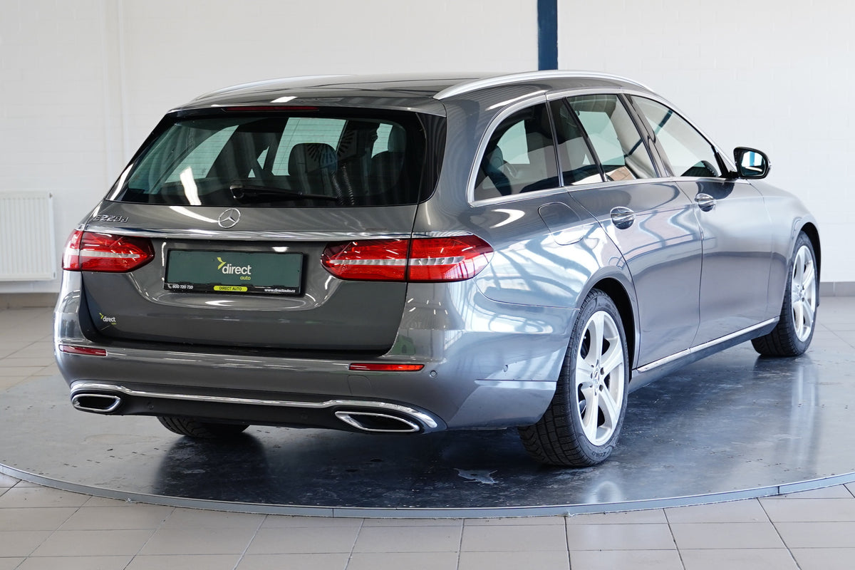 Mercedes-Benz Třídy E 220d 143 kW AUT – foto 2