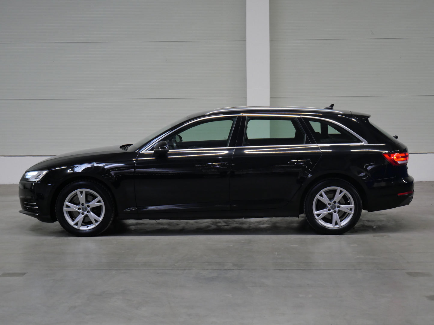 Audi A4 2.0 TDI 110 kW Sport