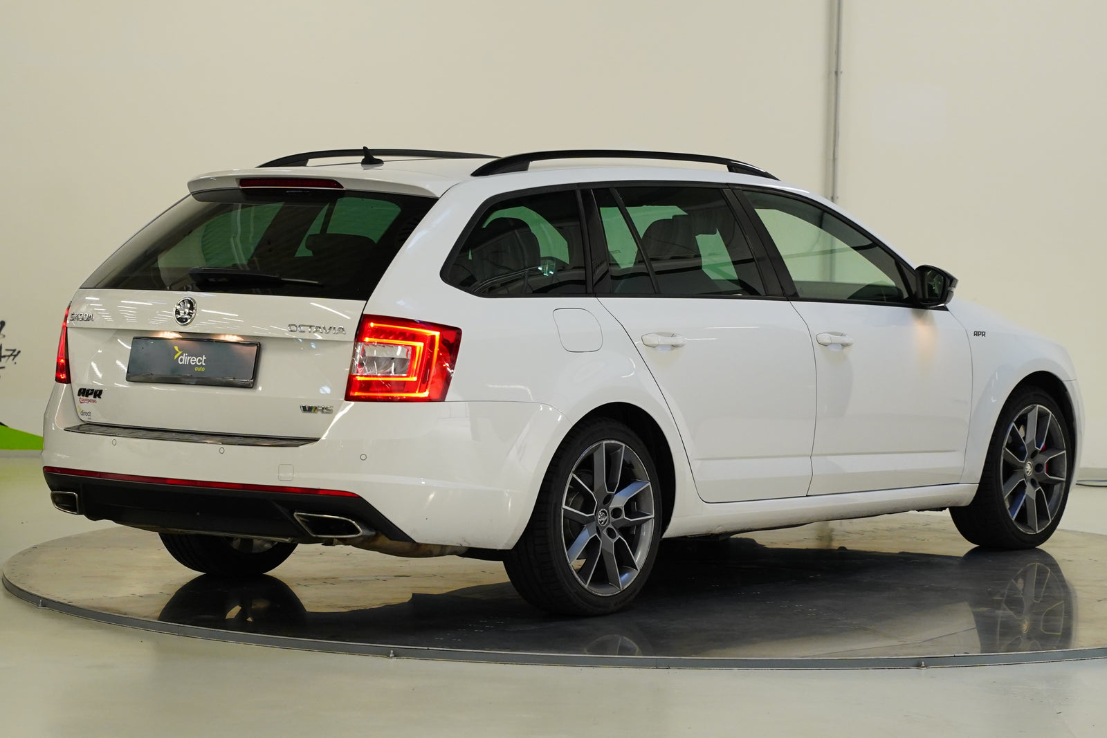 Škoda Octavia 2.0 TSI 162 kW RS DSG – foto 2