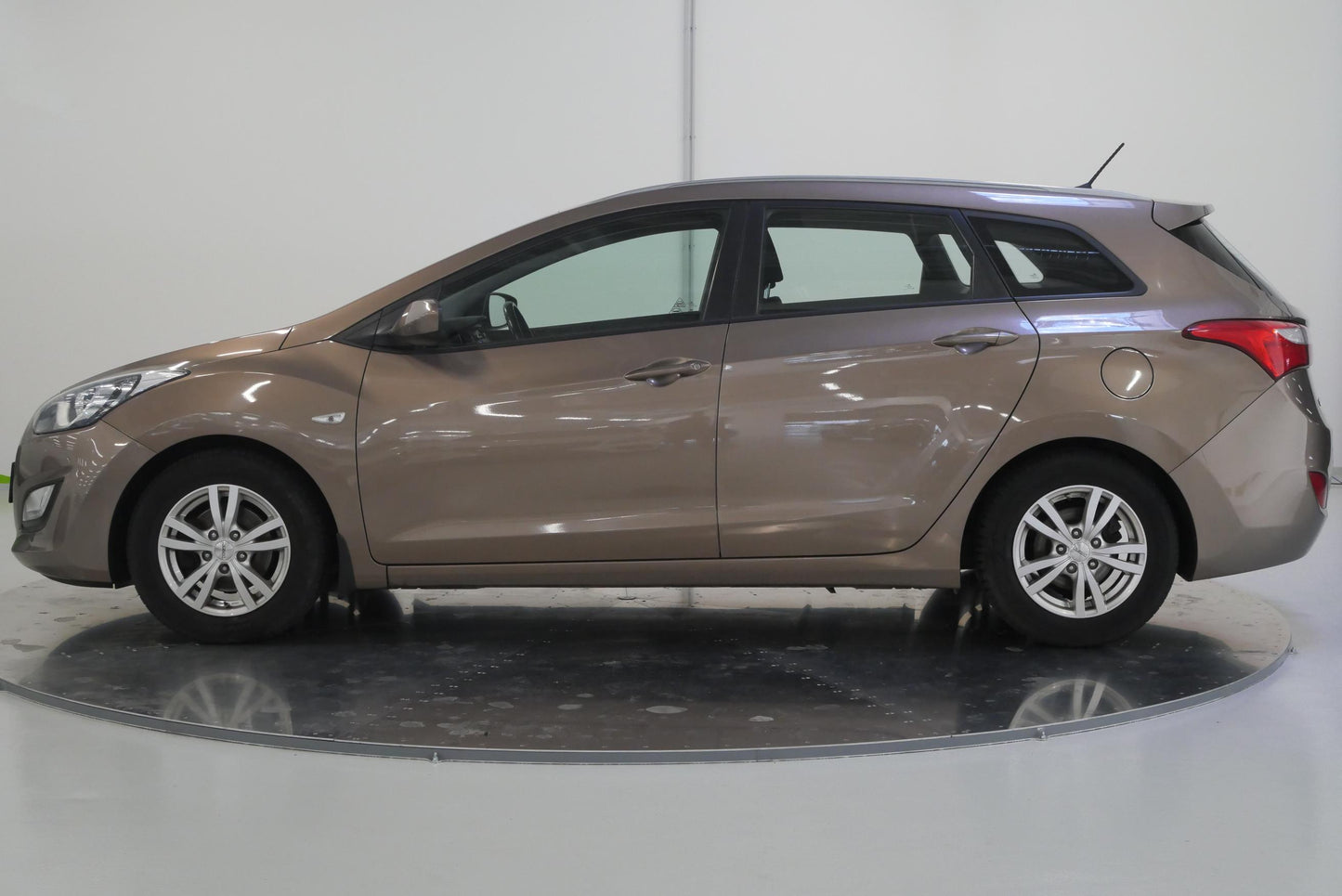 Hyundai i30 1.6 i 88 kW Comfort
