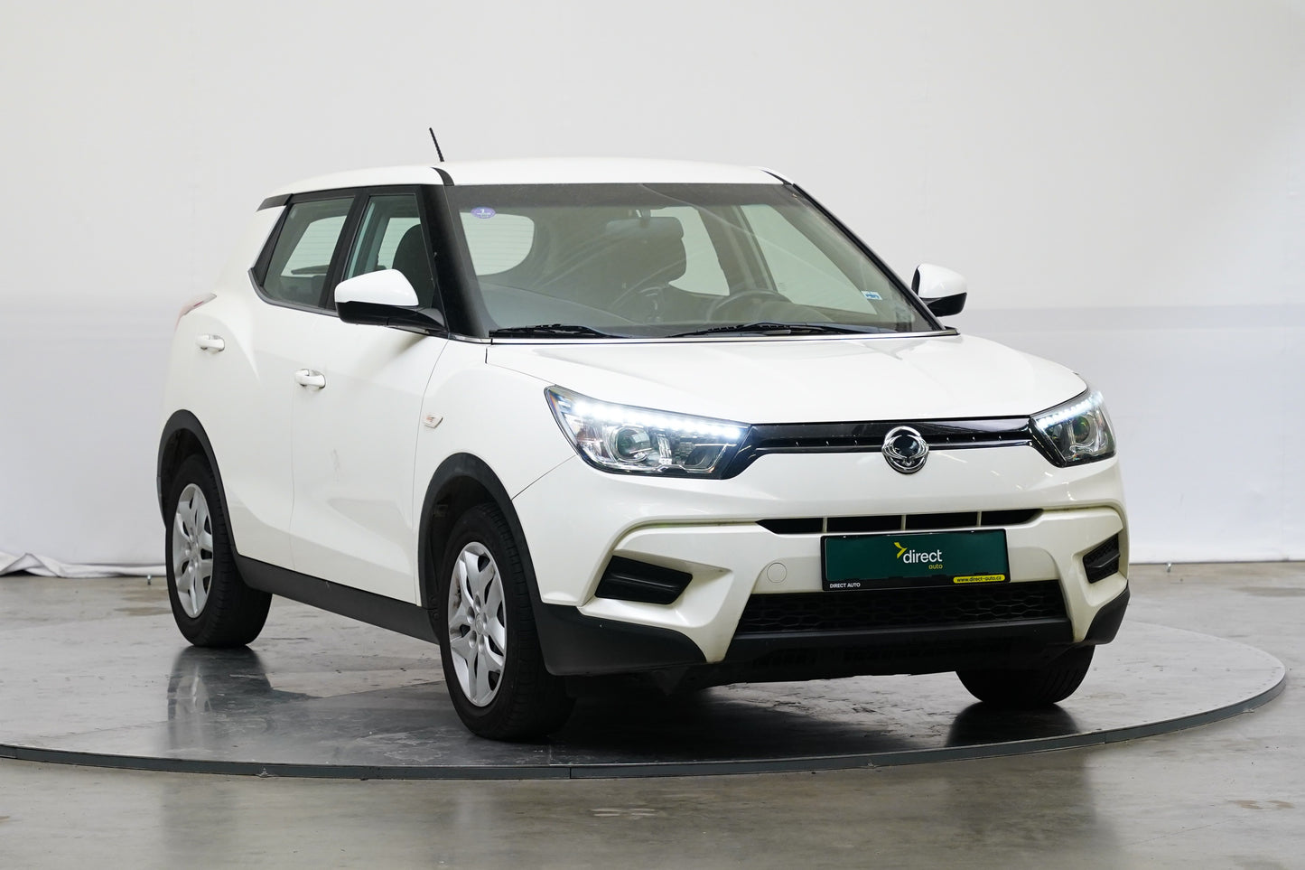 Ssang Yong Tivoli 1.6i 94 kW Crystal 4x2