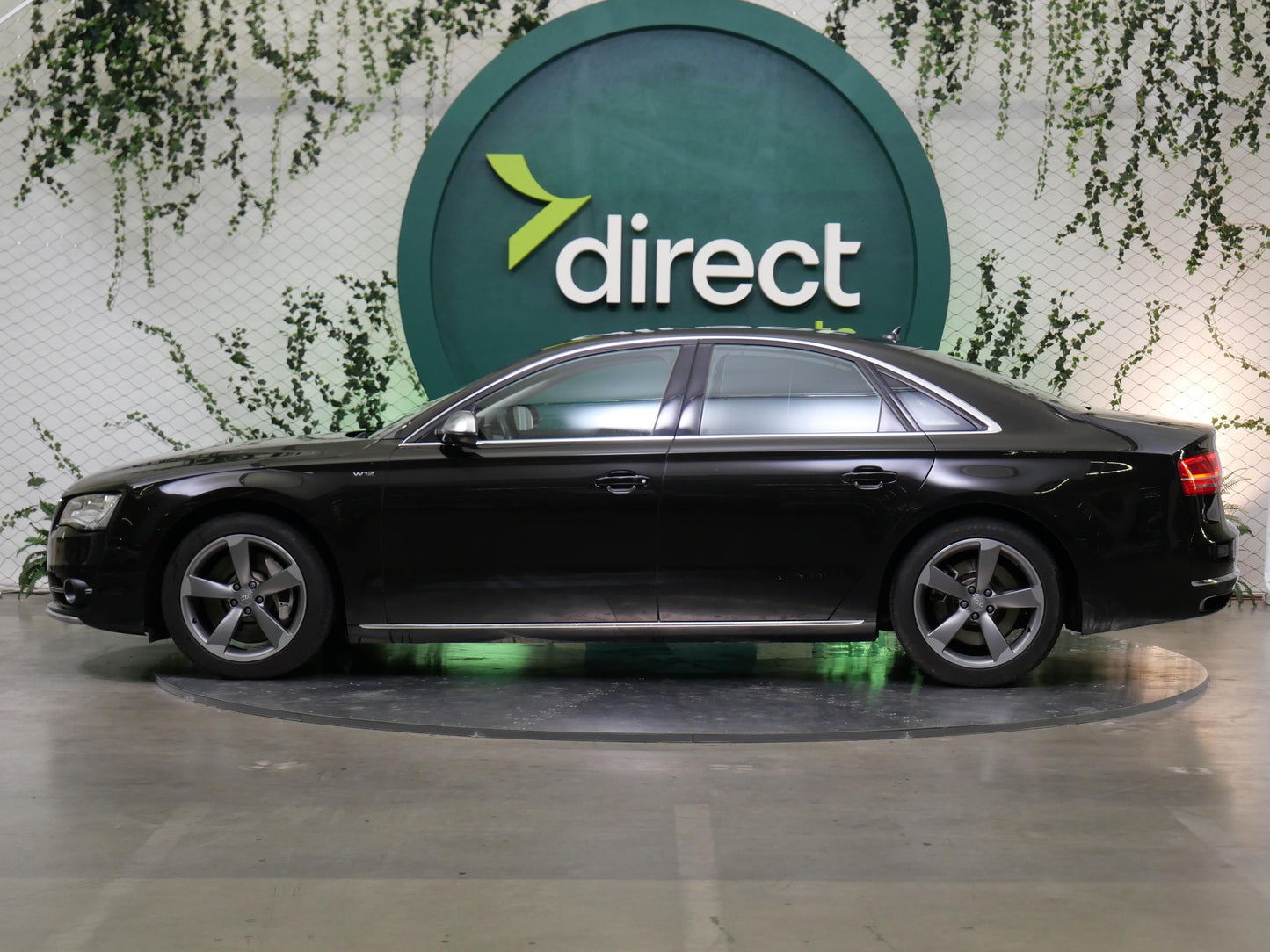 Audi A8 4.2 FSI V8 273 kW