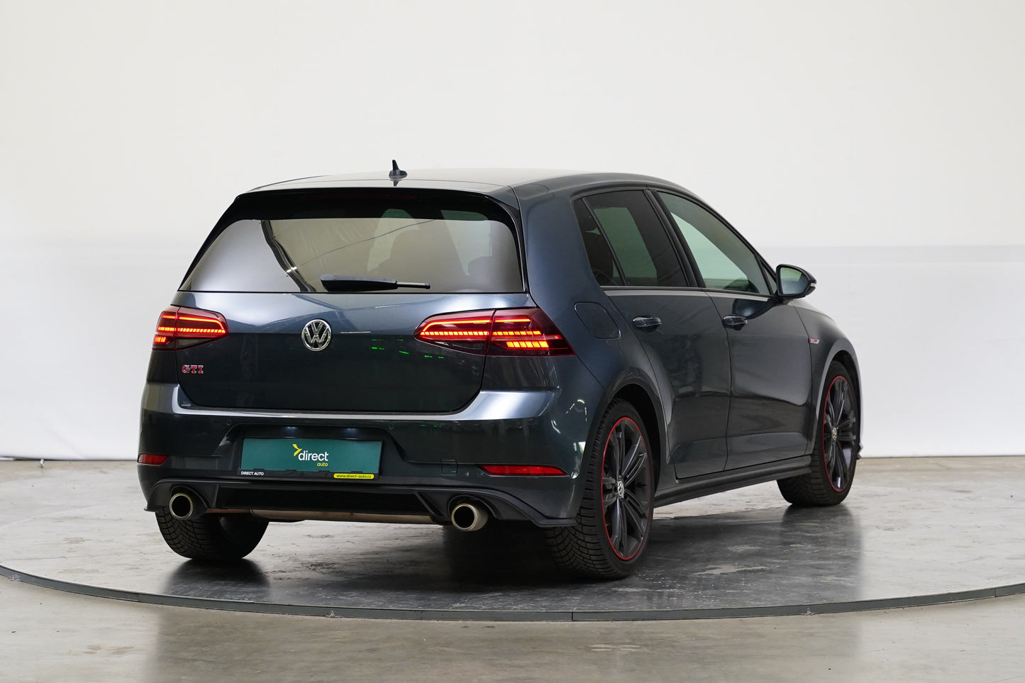 Volkswagen Golf 2.0 TSI 180 kW GTI Performance