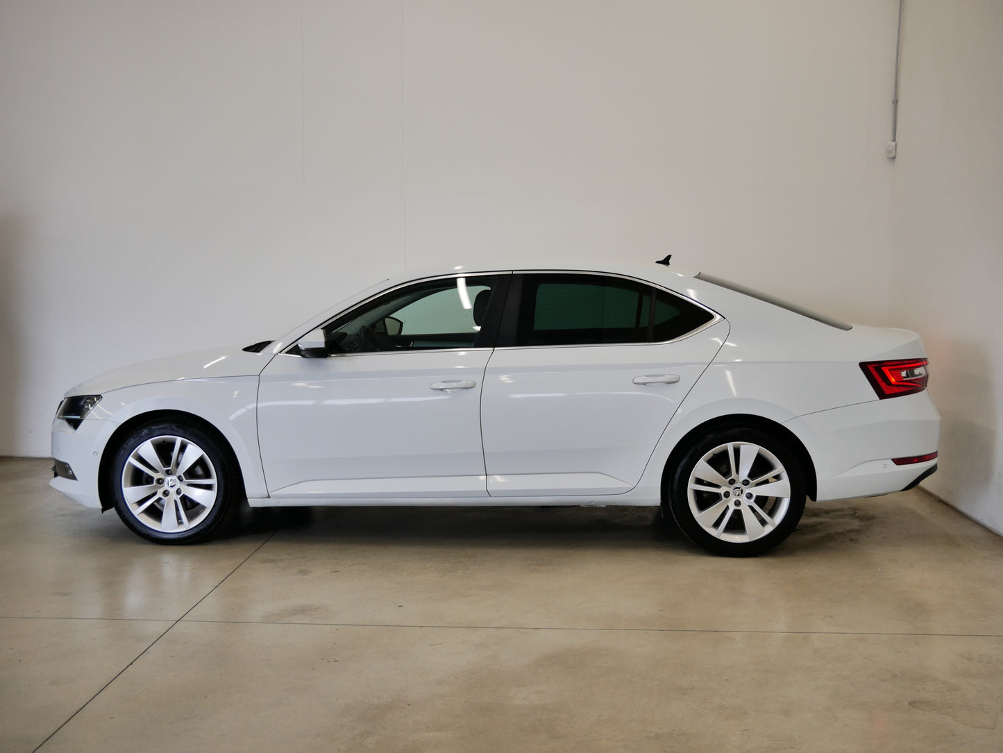 Škoda Superb 2.0TDI 110kW Style Plus