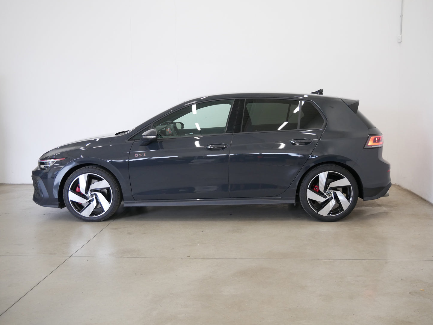 Volkswagen Golf 2.0 TSI 195 kW DSG GTI