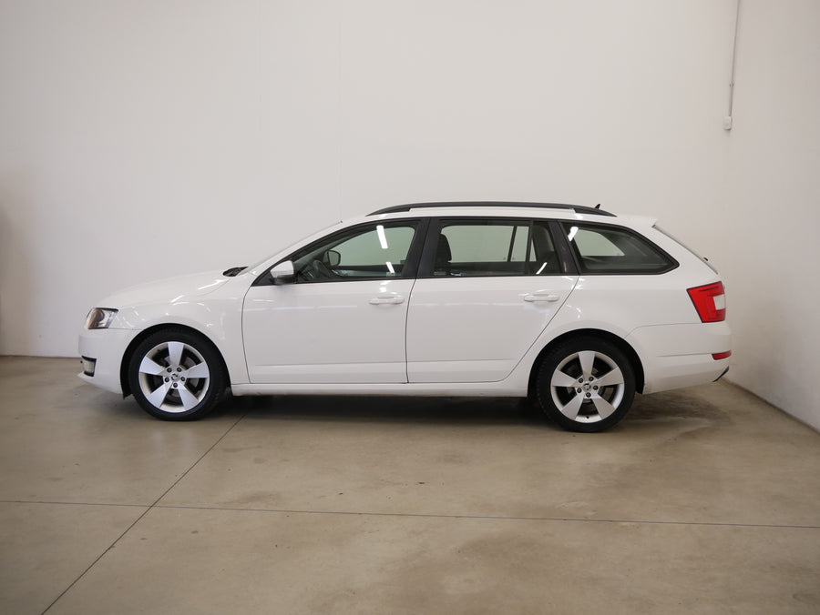 Škoda Octavia 2.0 TDI 110kW Style – foto 3
