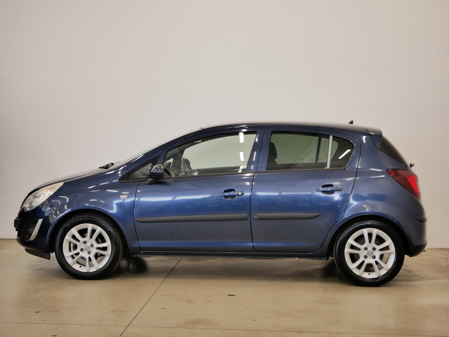 Opel Corsa 1.2 16V 63 kW