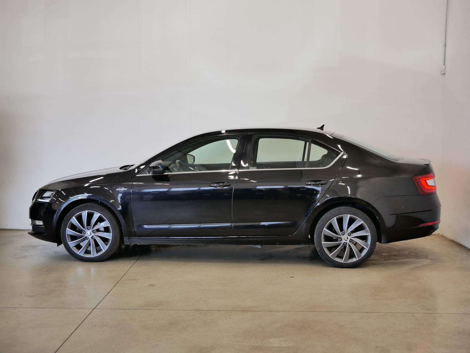 Škoda Octavia 1.5 TSI 110 kW L&K – foto 3