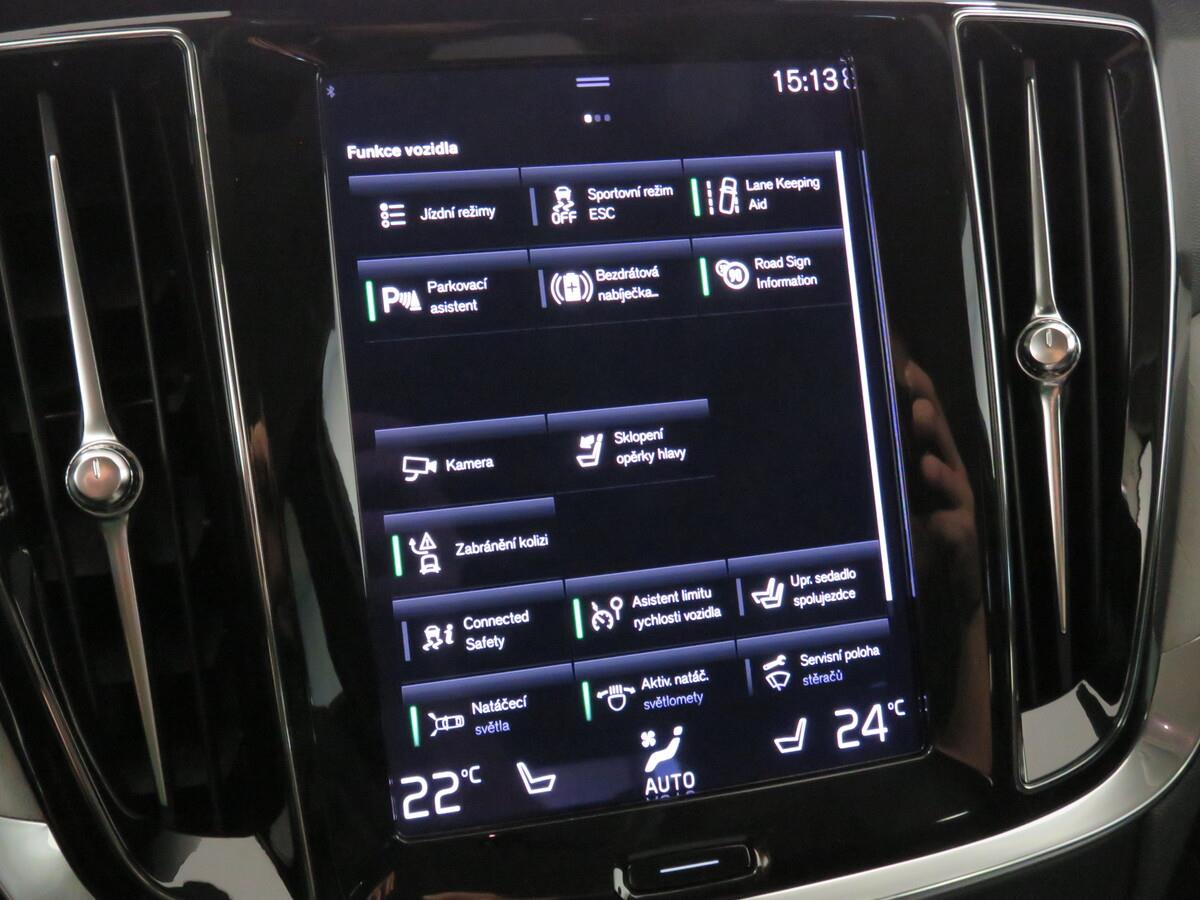 Volvo V60 2,0 145kW B4 AWD diesel Pro AU