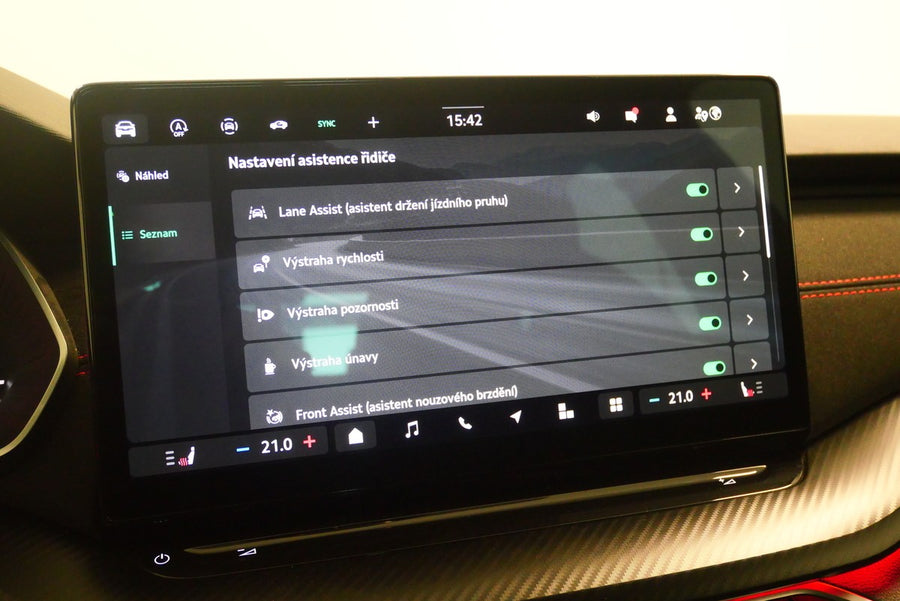 Škoda Octavia 2.0 TSI 195 kW DSG RS – foto 20