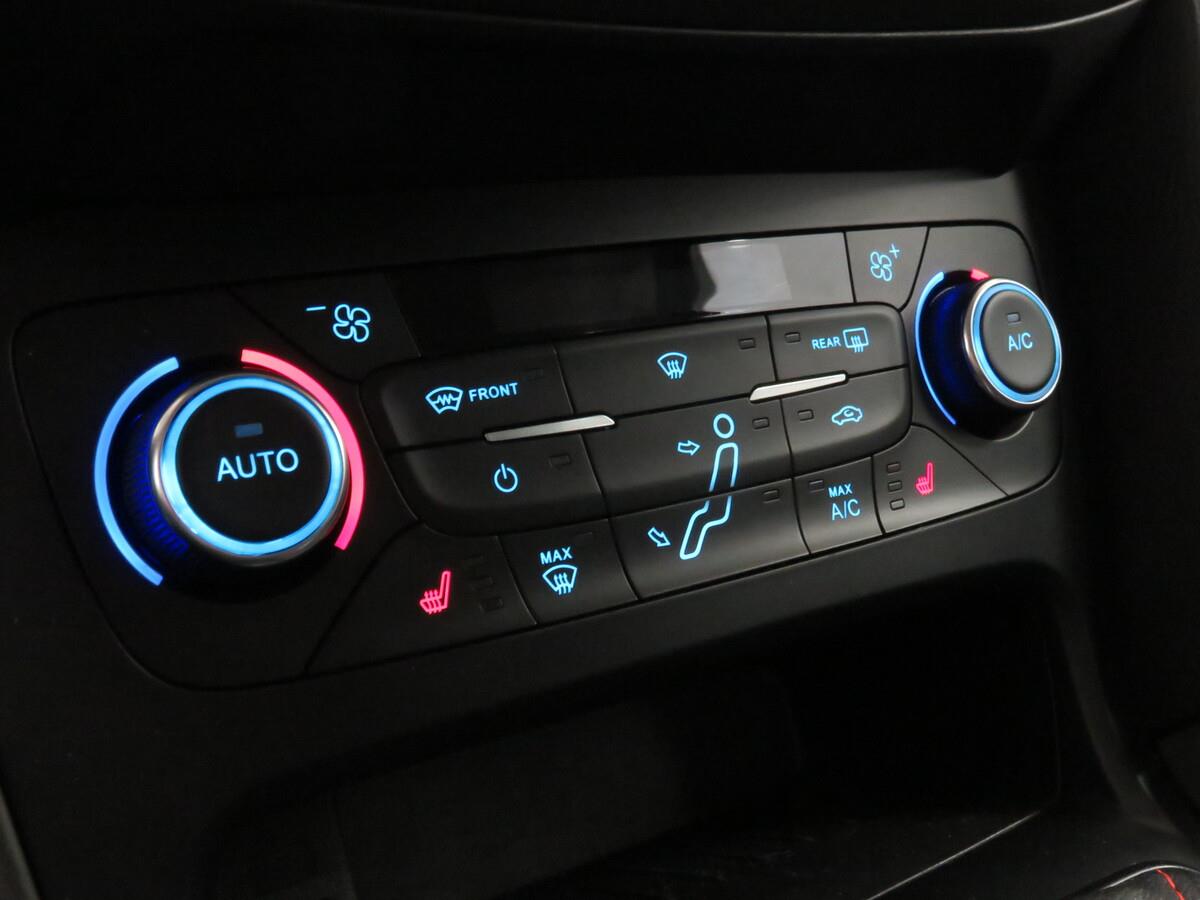 Ford Focus 1.5 EcoBoost 110kW B&R edition