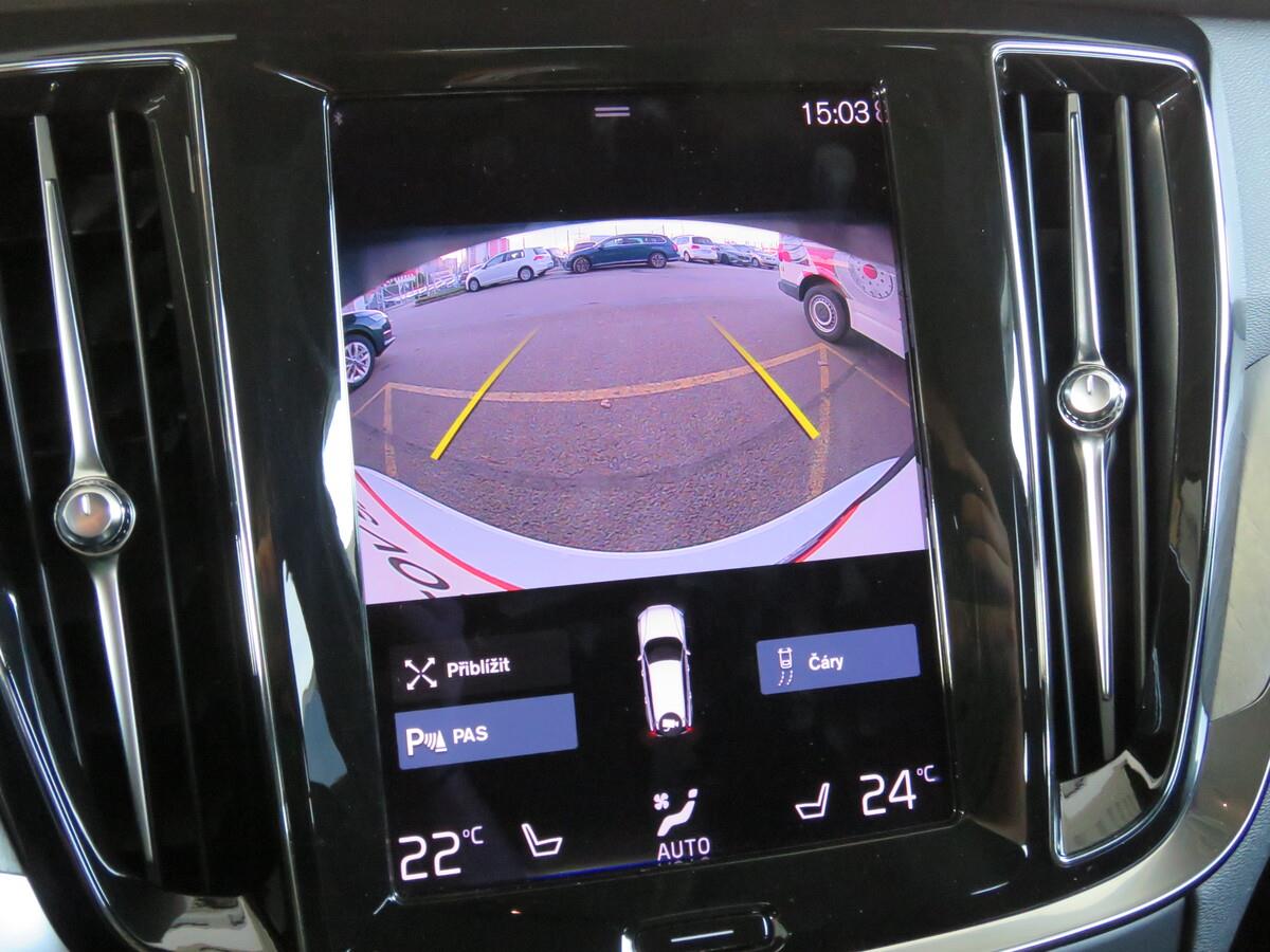 Volvo V60 2,0 145kW B4 AWD diesel Pro AU