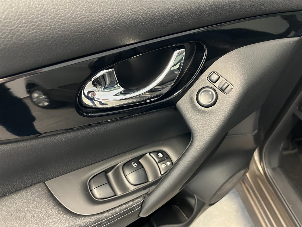 Nissan Qashqai 1.6 DIG-T Tekna