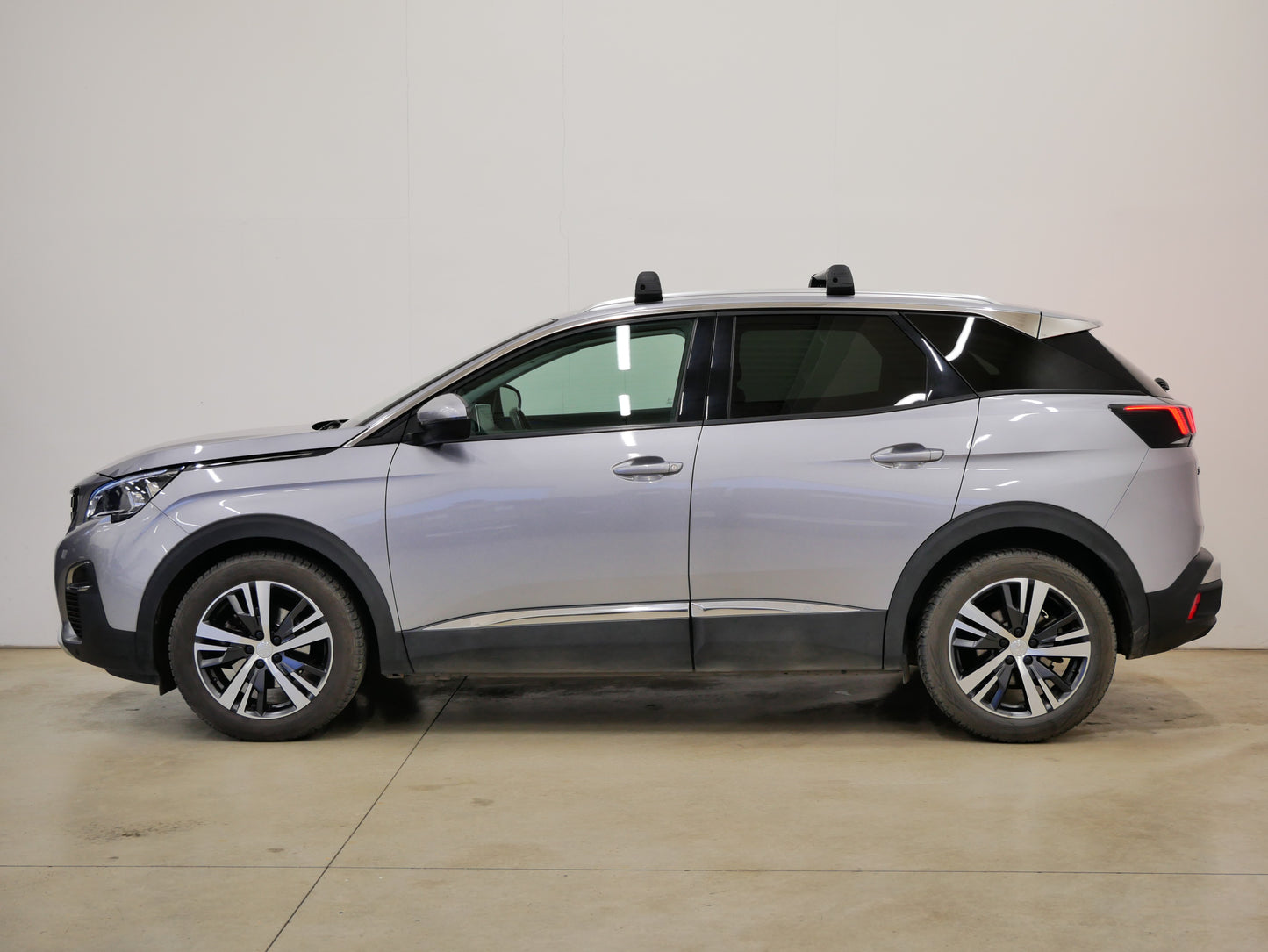 Peugeot 3008 1.6 PureTech 133 kW Alure