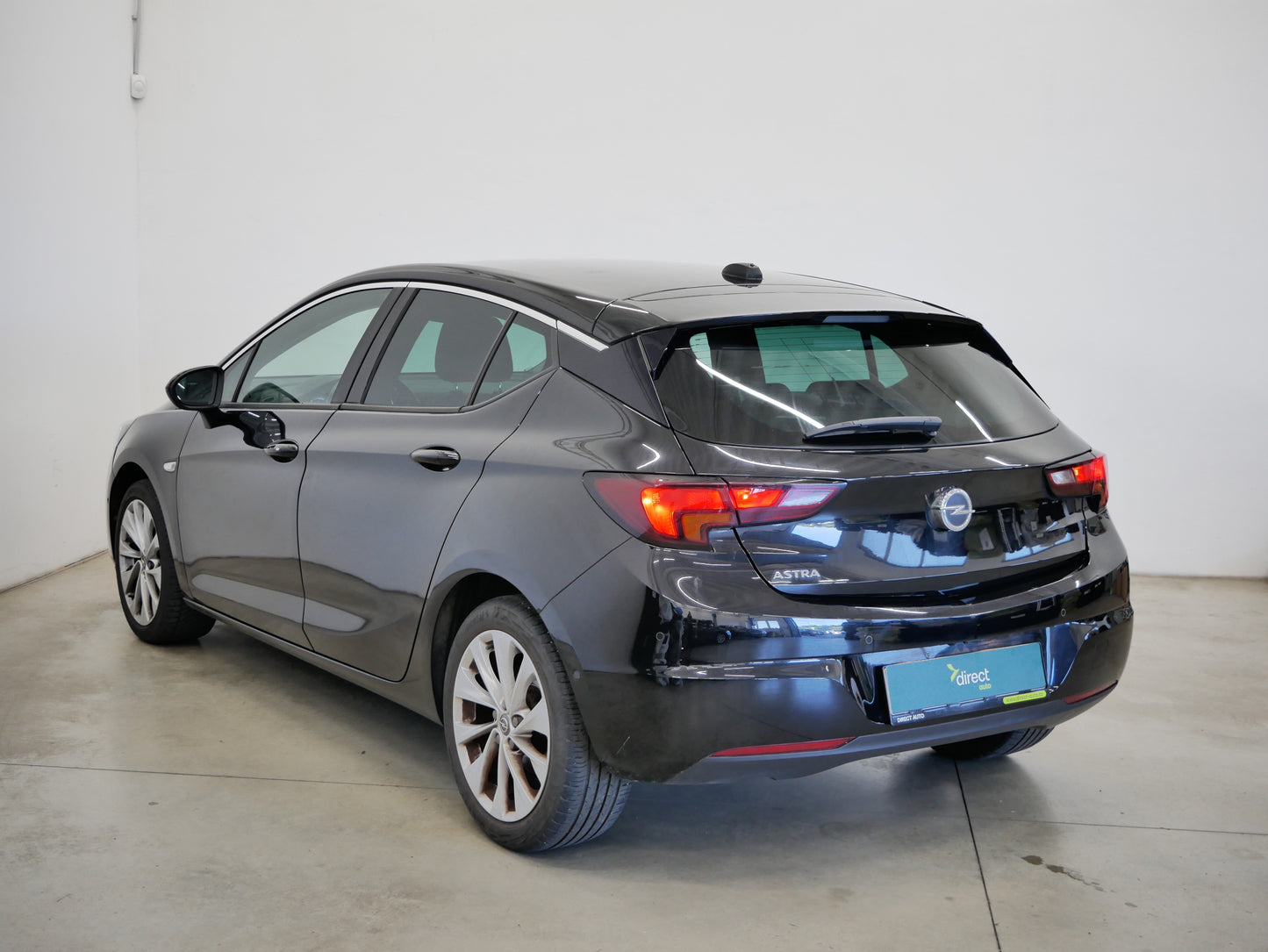 Opel Astra 1.4 Turbo 107 kW Elegance