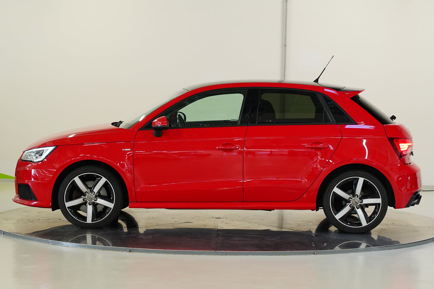 Audi A1 1.8 TFSI 141 kW S-tronic Sport