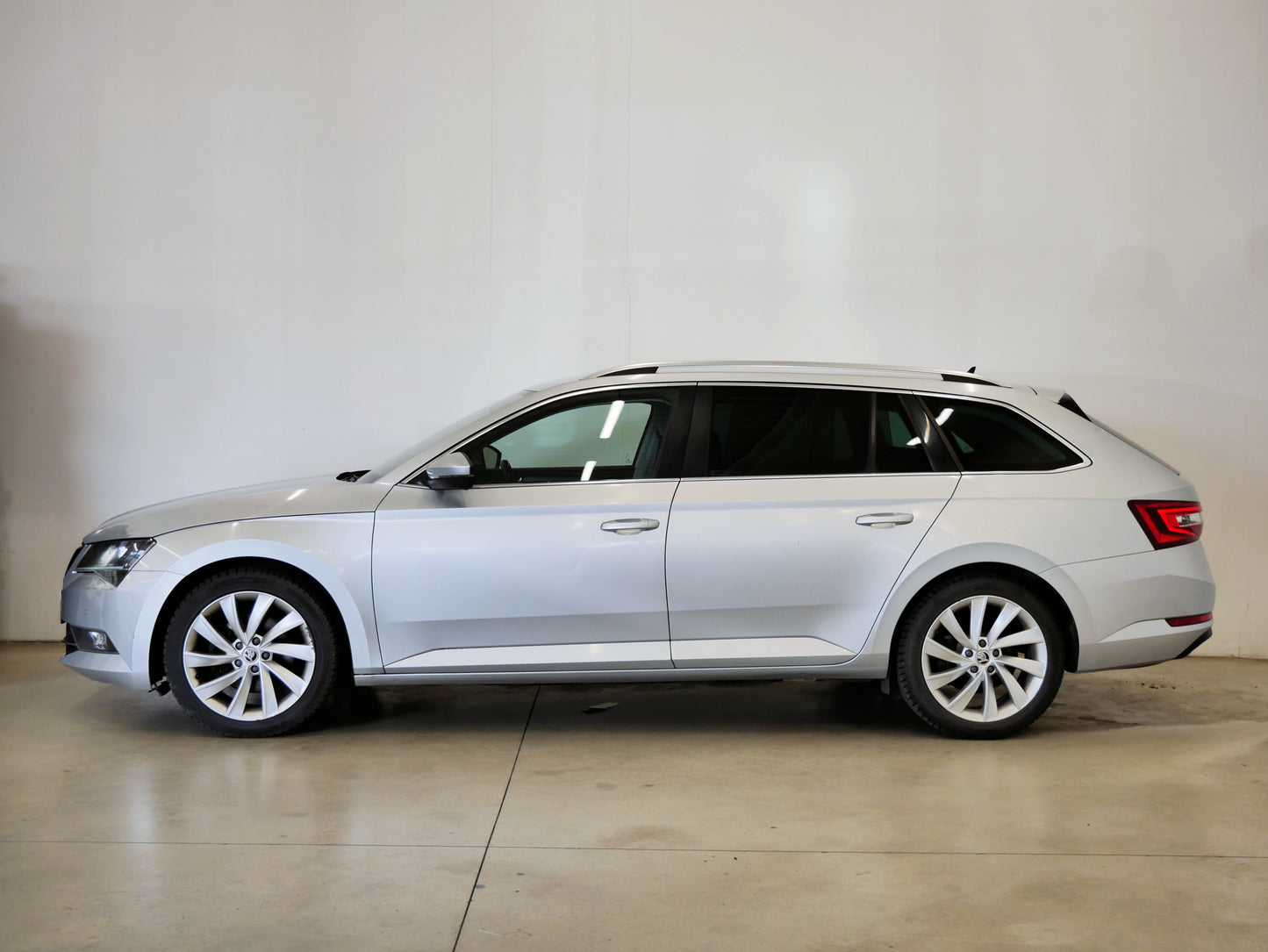 Škoda Superb 2.0 TDI 110 kW Style