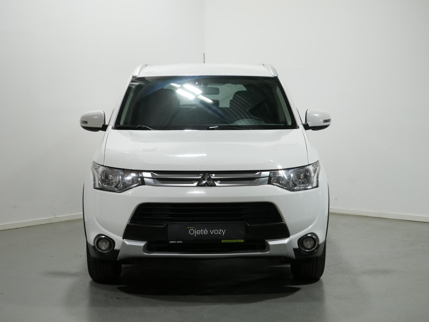 Mitsubishi Outlander 2.2 DI-D 110 kW Intense