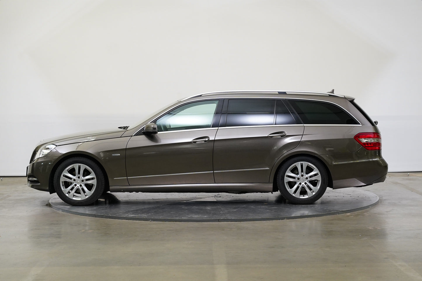 Mercedes-Benz Třídy E 200T 135 kW Avantgarde
