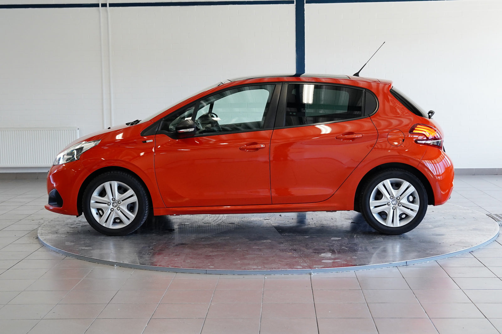 Peugeot 208 1.2 e-VTi 60 kW Style – foto 3