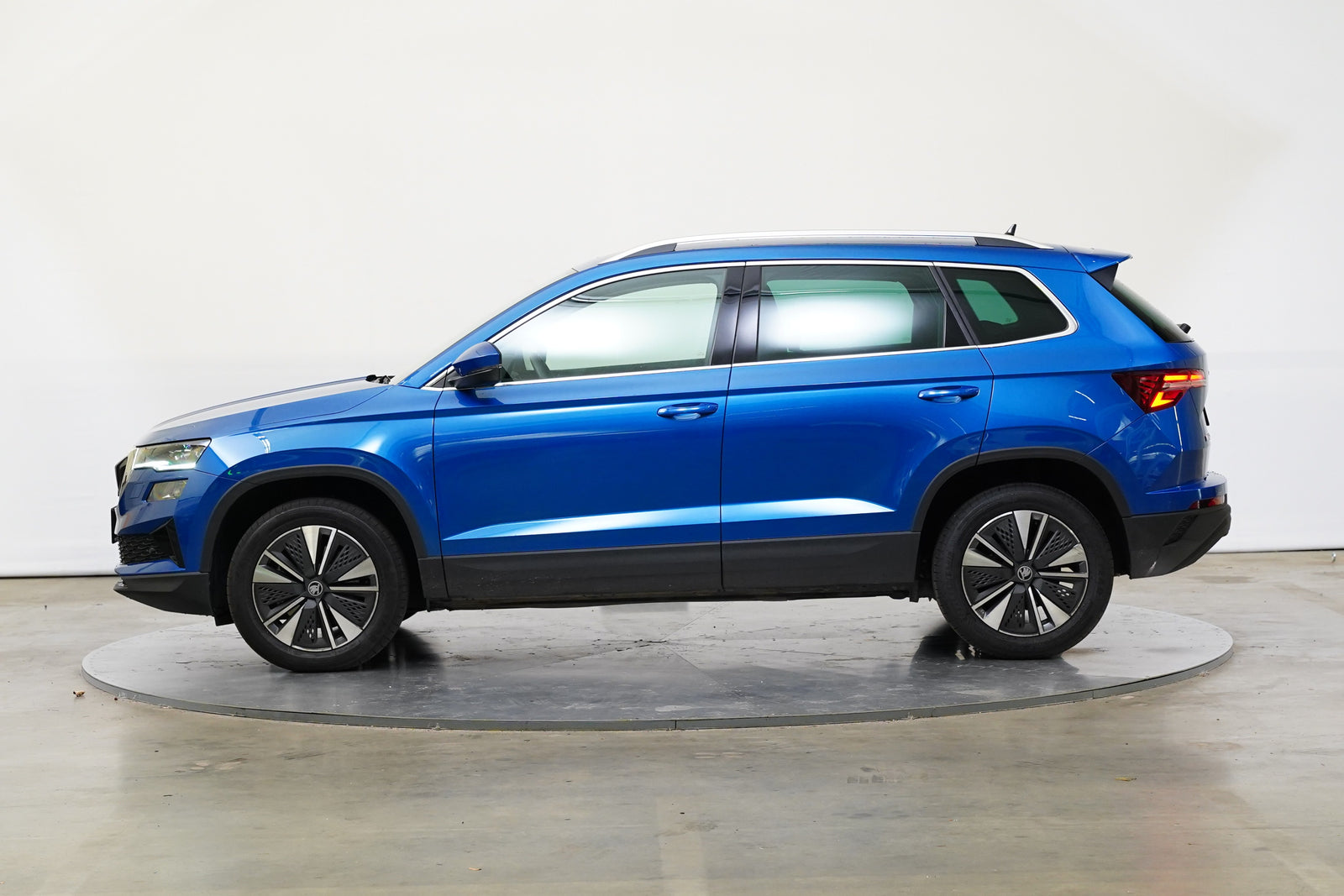 Škoda Karoq 1.5 TSI 110 kW Top Selection – foto 3