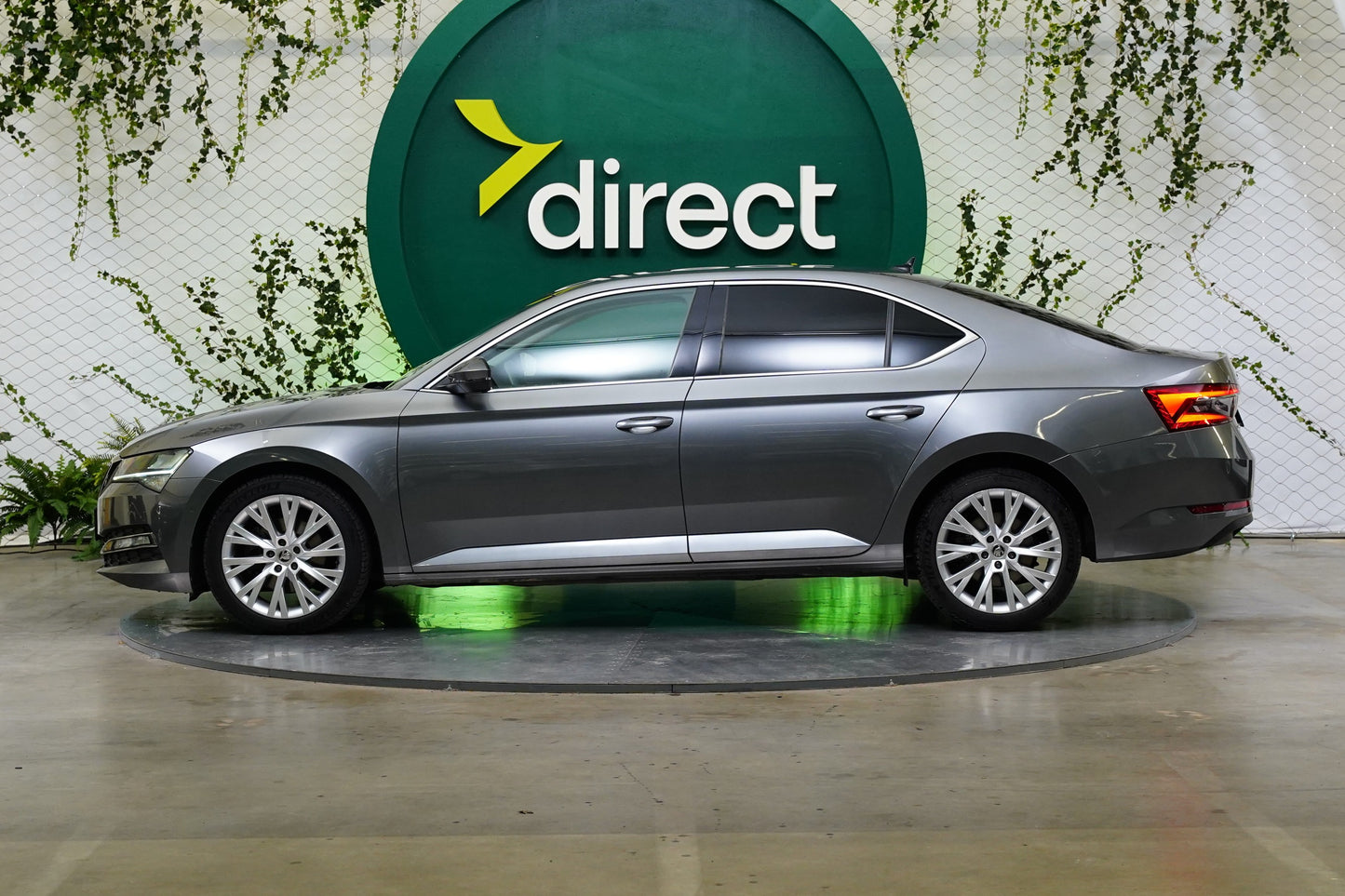 Škoda Superb 2.0 TDI 110 kW DSG Style Plus