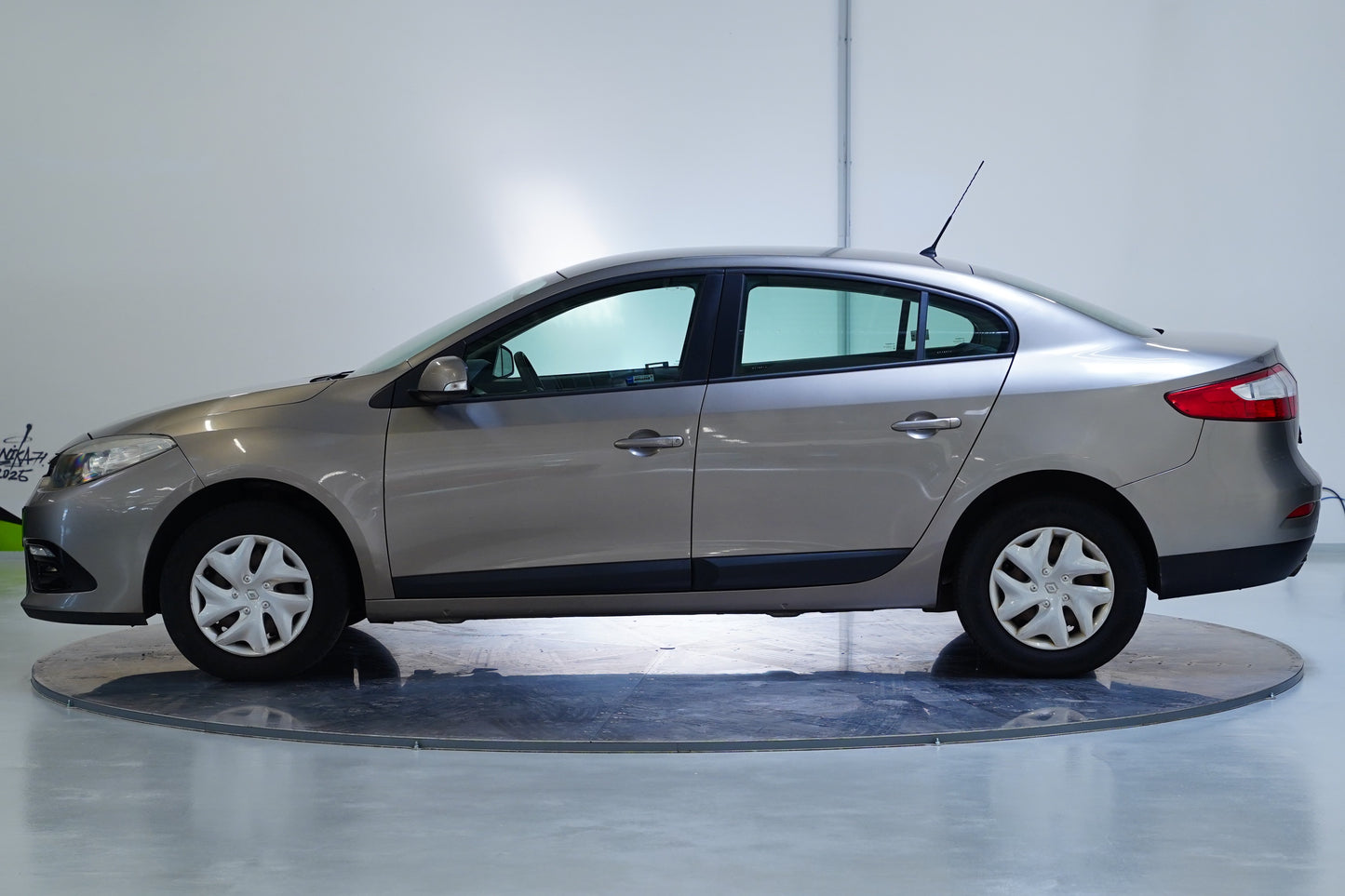 Renault Fluence 1.6i 16V 82 kW