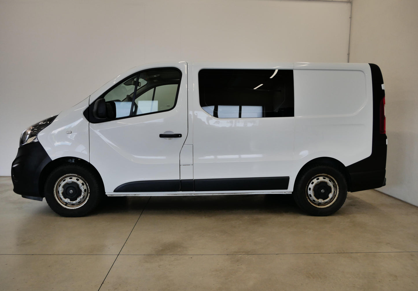 Opel Vivaro 1.6 CDTI 92 kW 6 míst