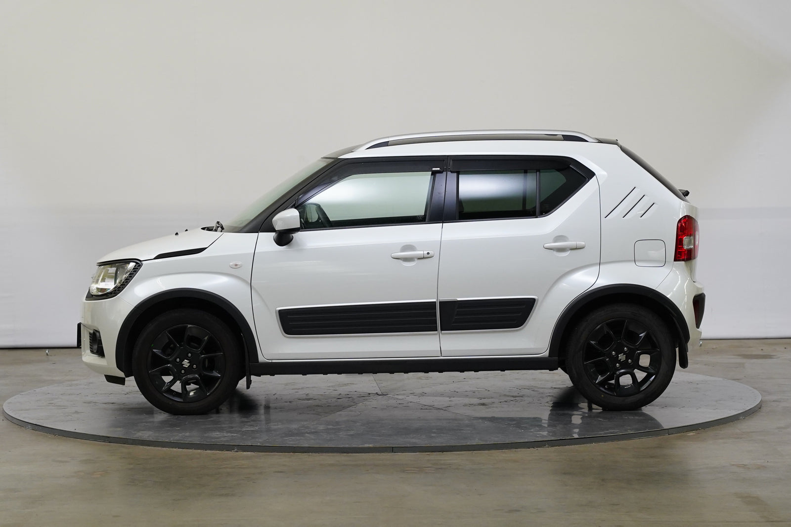 Suzuki Ignis 1.2 DualJet 66 kW Basic – foto 3