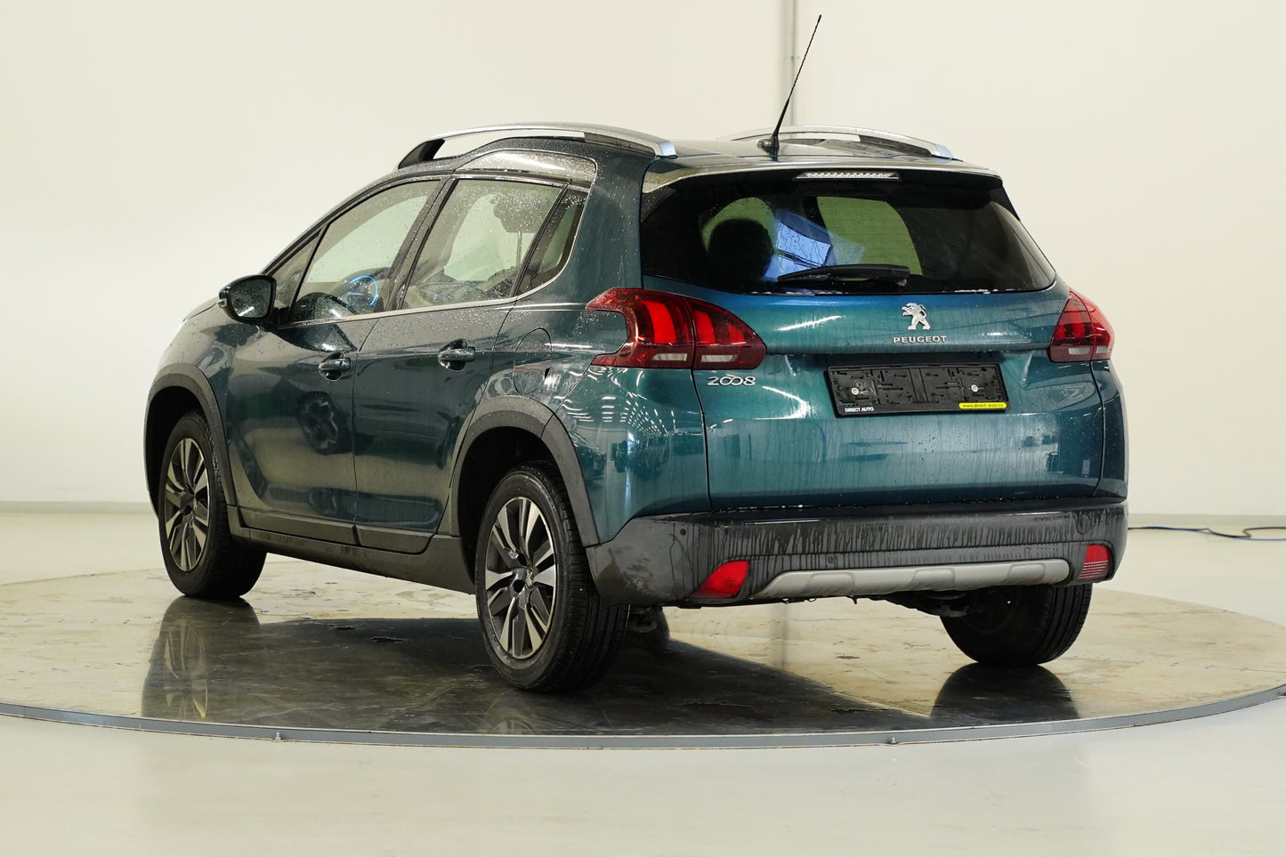 Peugeot 2008 1.2 PureTech 96 kW Allure
