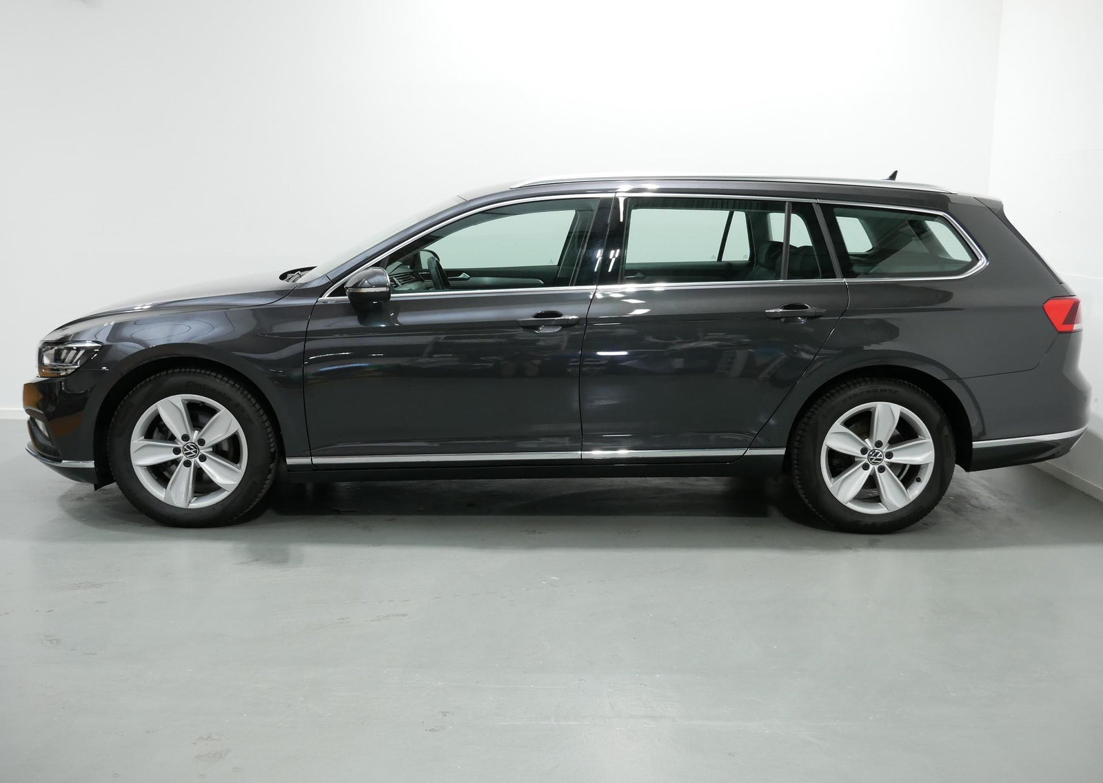 Volkswagen Passat 2.0 TDI 110 kW Elegance – foto 3