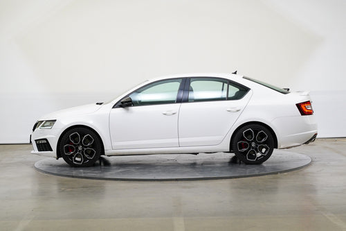 Škoda Octavia 2.0 TSI 180 kW RS – foto 3