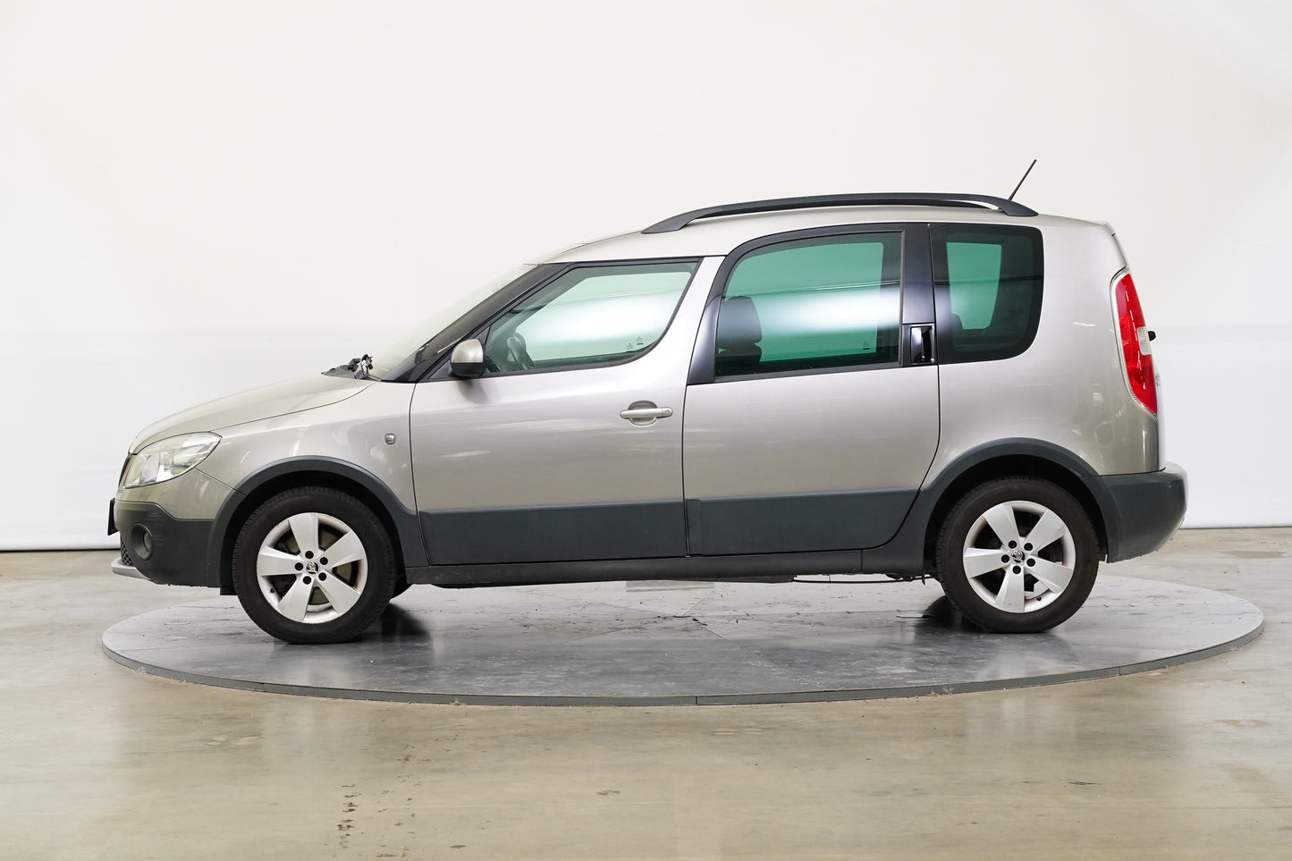 Škoda Roomster 1.6 TDI 66 kW Elegance