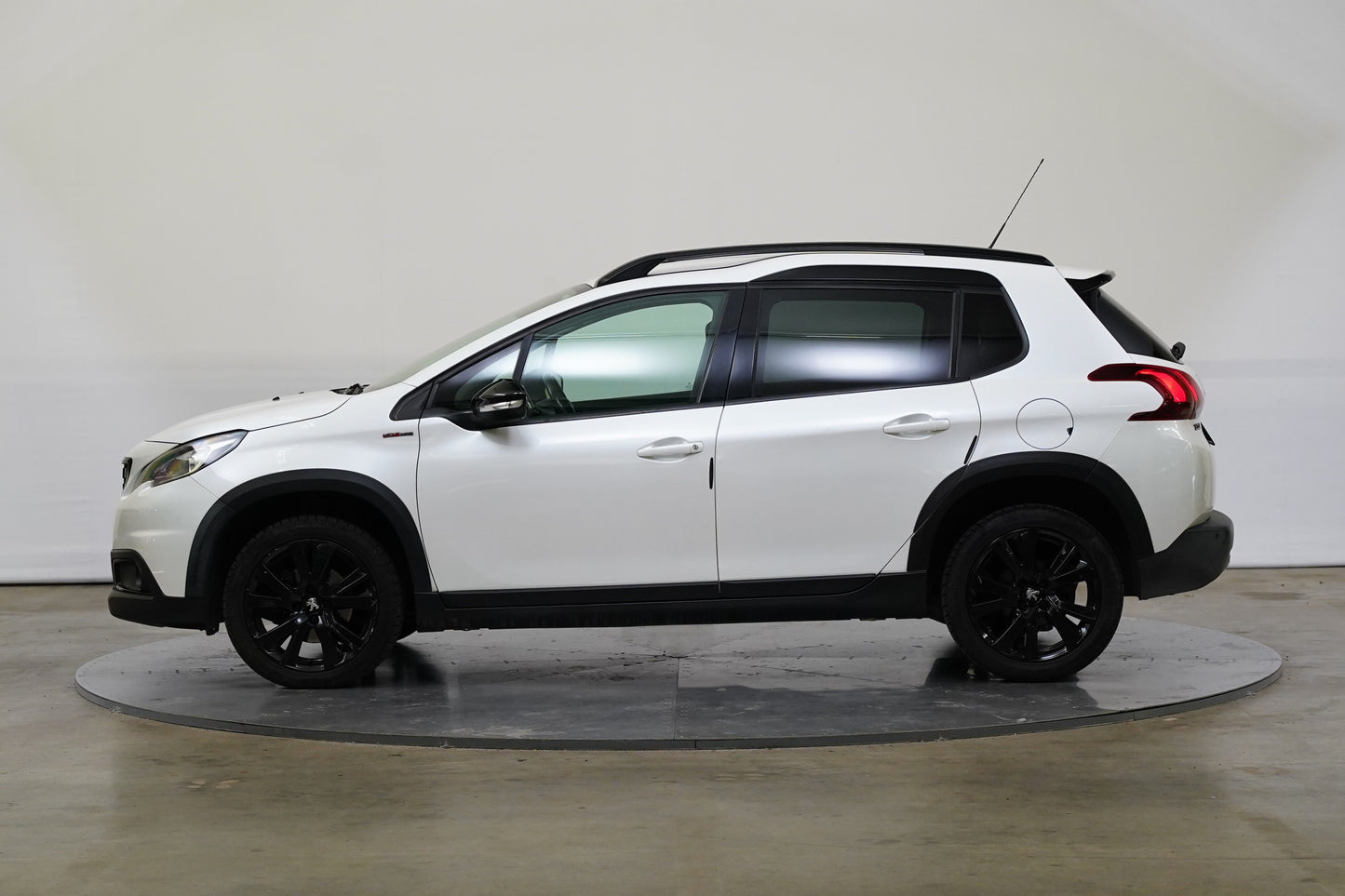 Peugeot 2008 1.2 PureTech 81 kW GT-Line