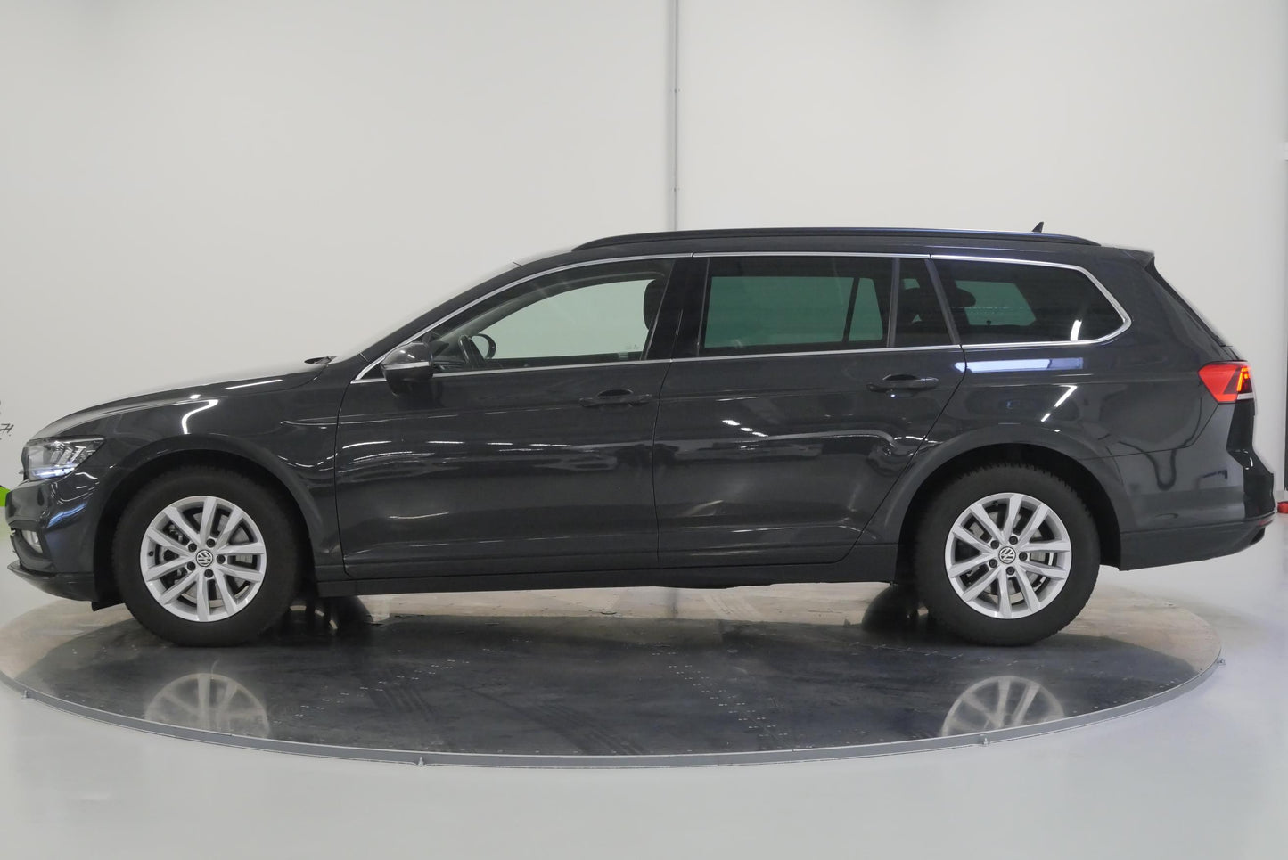 Volkswagen Passat 2.0 TDI 110 kW DSG Business