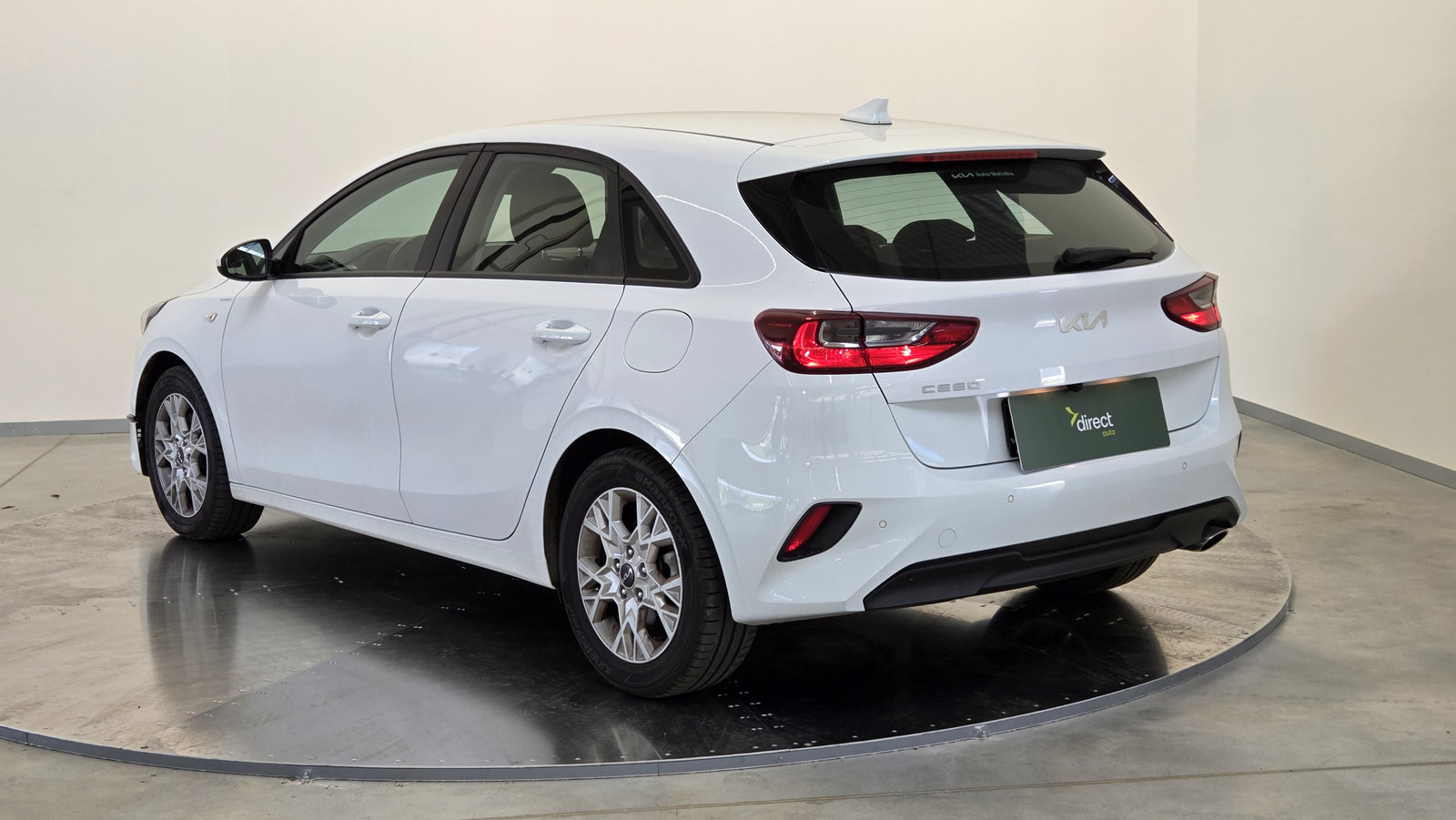 Kia Ceed 1.5 T-GDI 118 kW Spin – foto 3