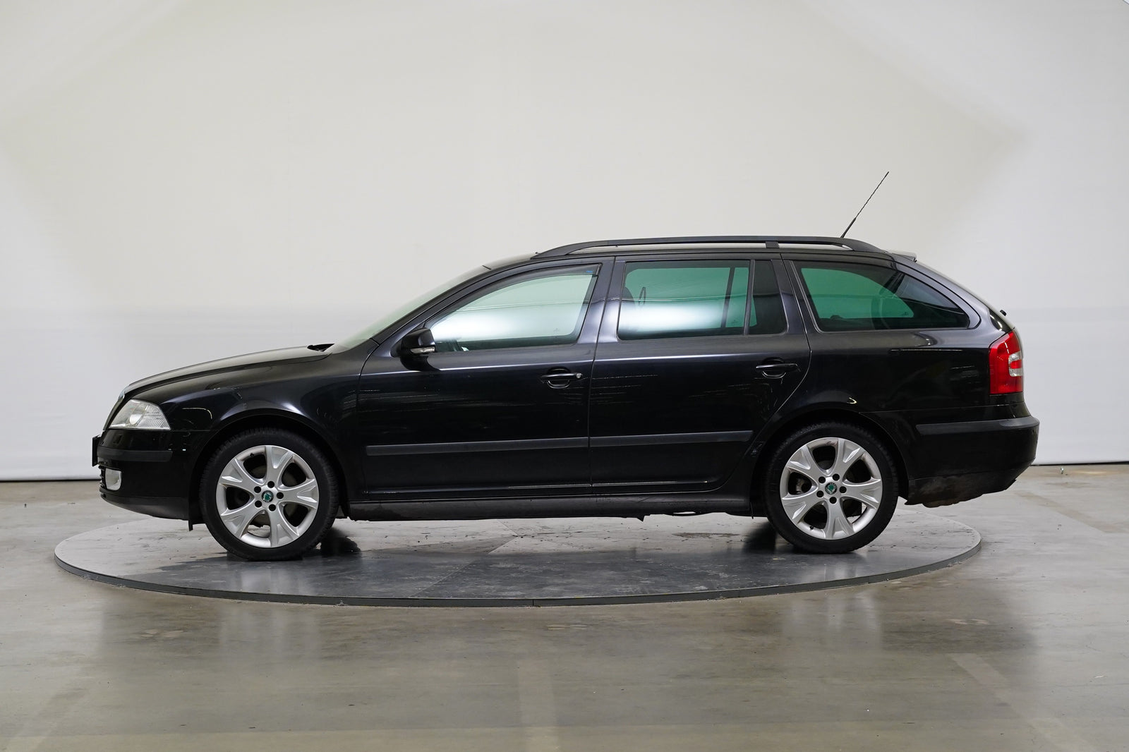 Škoda Octavia 1.6 TSI 75 kW Elegance – foto 3