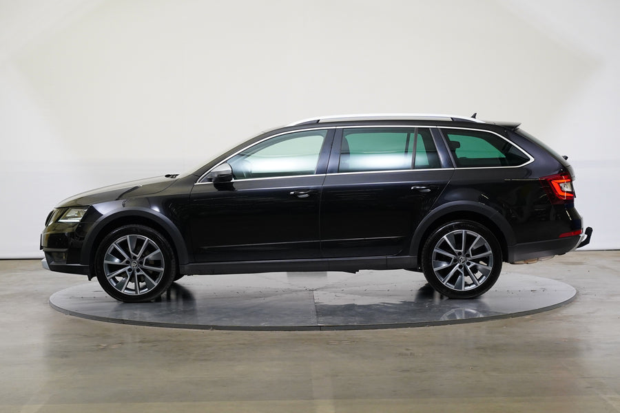 Škoda Octavia 2.0 TDI 135 kW 4x4 Scout – foto 3