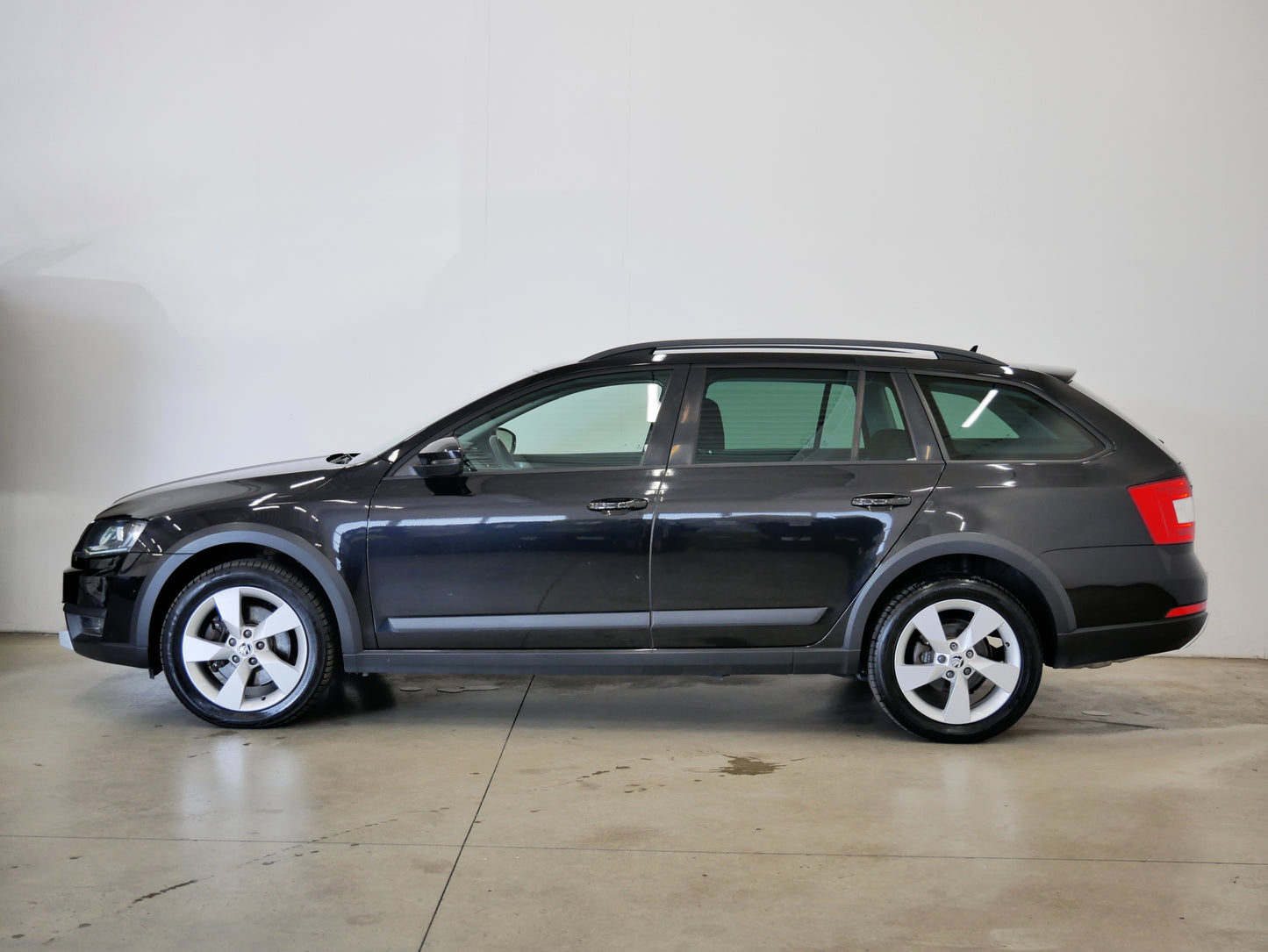 Škoda Octavia 2.0 TDI 135 kW 4x4 Scout