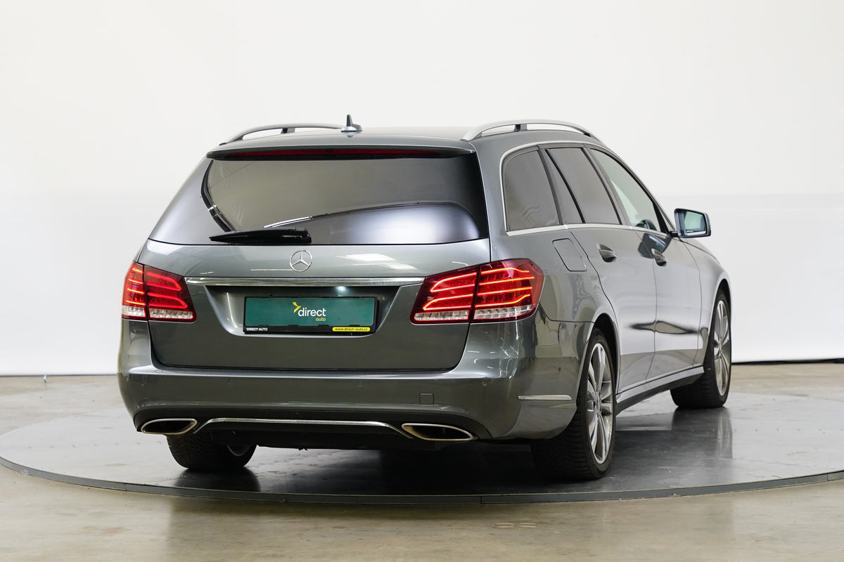 Mercedes-Benz Třídy E 220 CDI-T 125 kW Avantgarde – foto 3