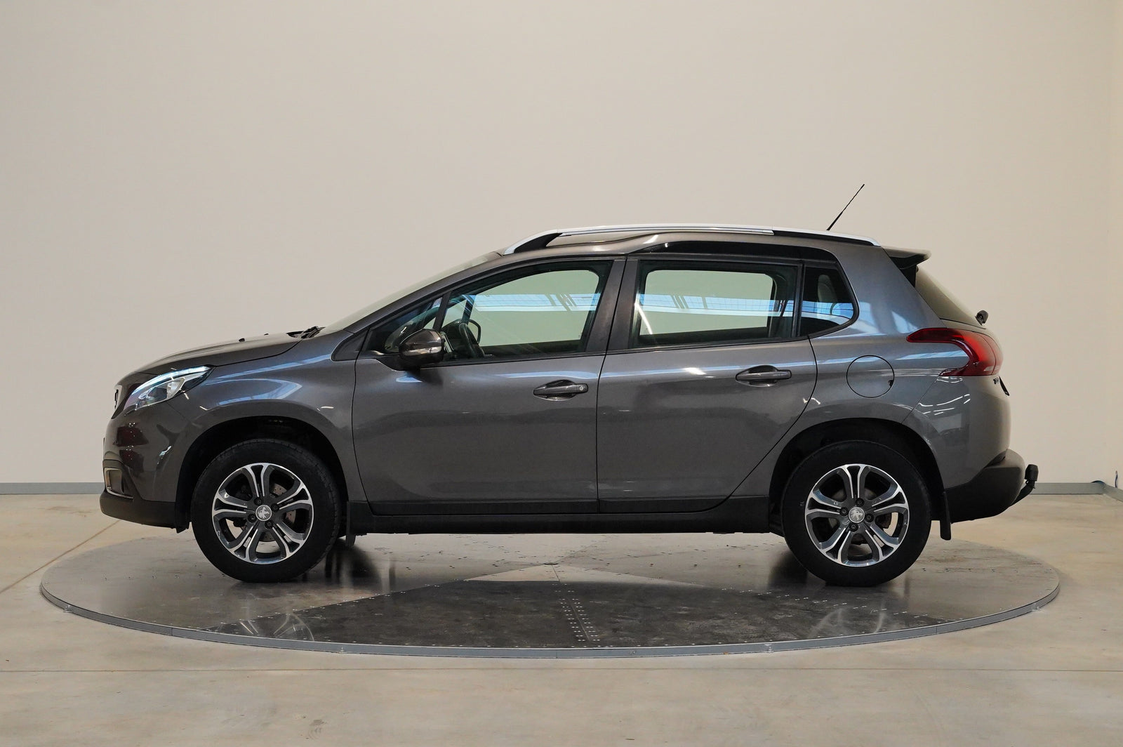 Peugeot 2008 1.2 PureTech 61 kW Active – foto 3