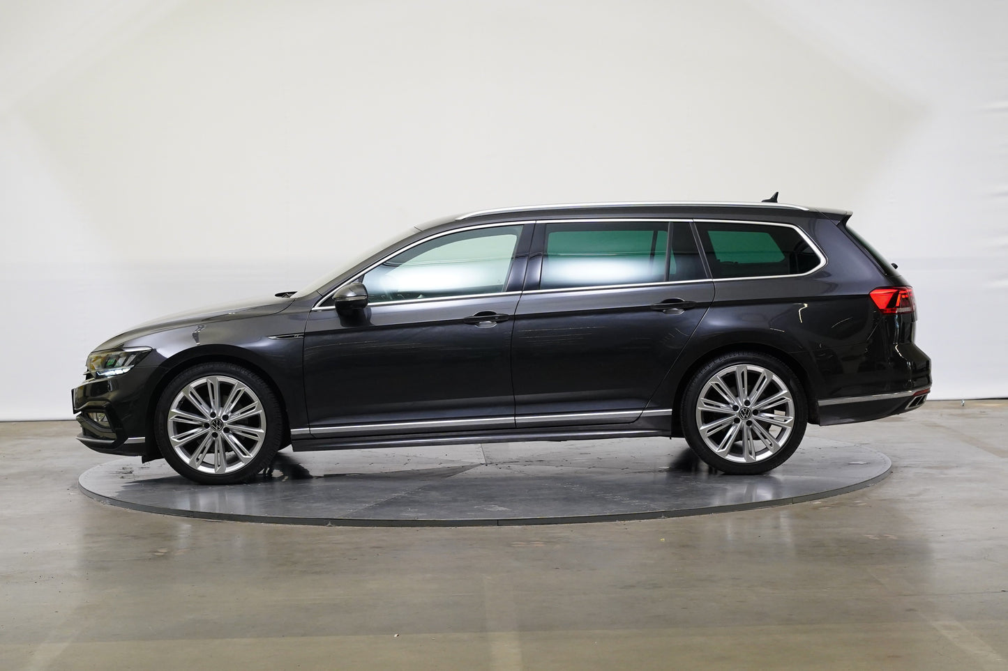 Volkswagen Passat 2.0 TDI 110 kW R-Line