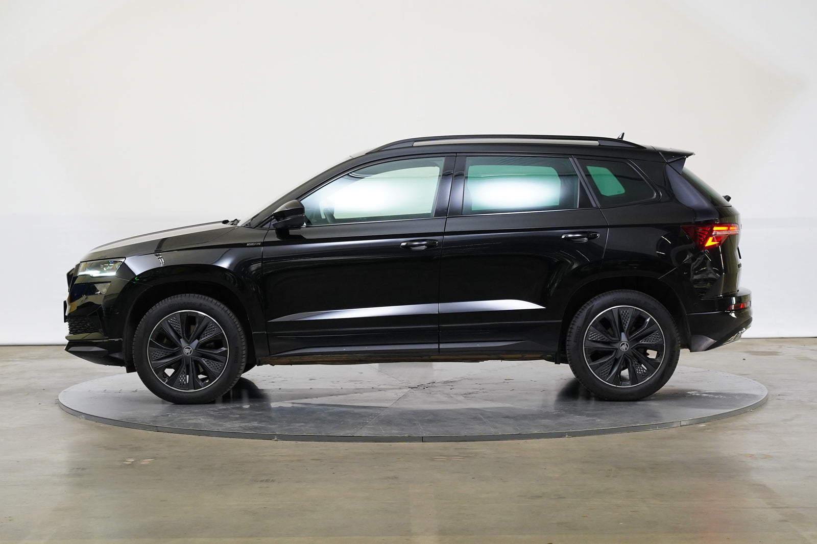 Škoda Karoq 2.0 TDI 110 kW 4x4 Sportline – foto 3