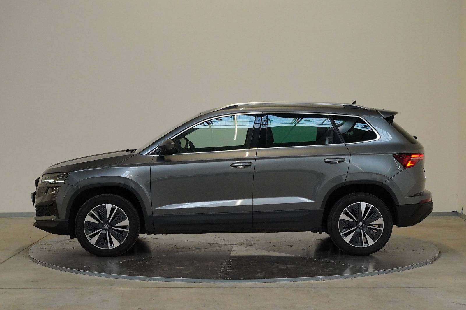 Škoda Karoq 1.5 TSI 110 kW Top Selection – foto 3